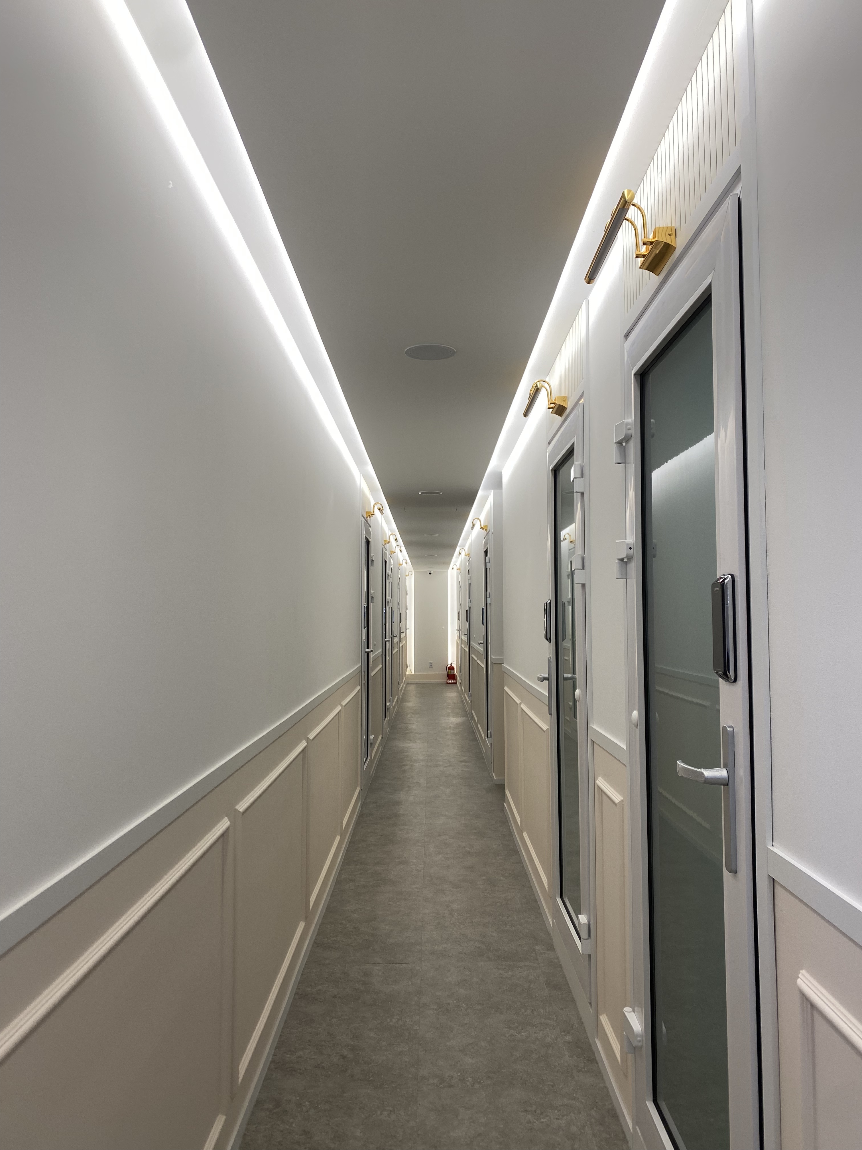 1번째 스튜디오 사진