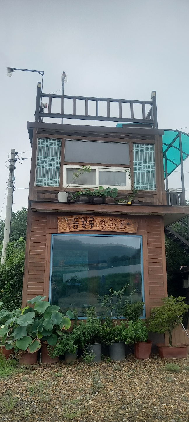 등월루