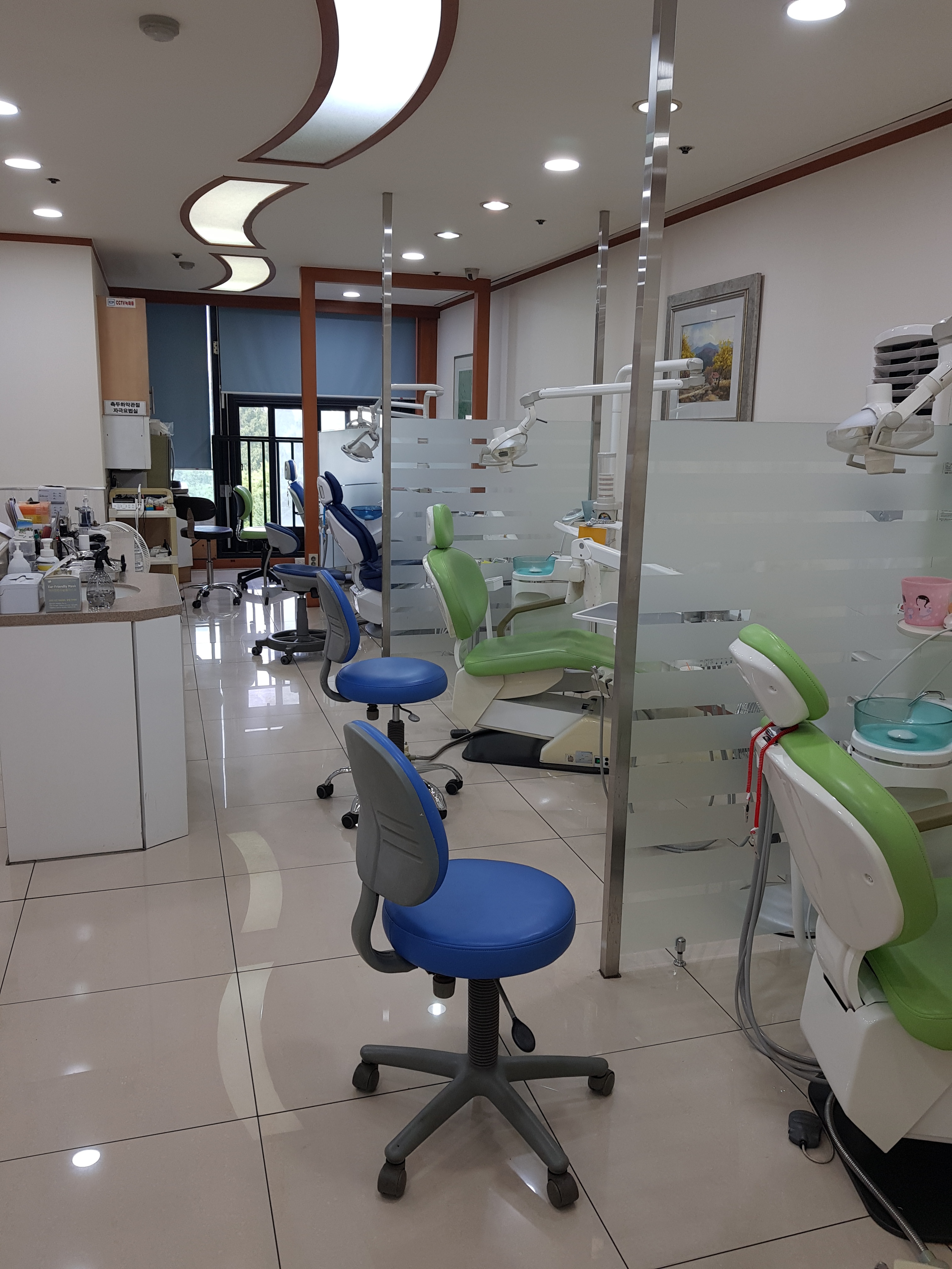 이고른치과의원 대표 이미지