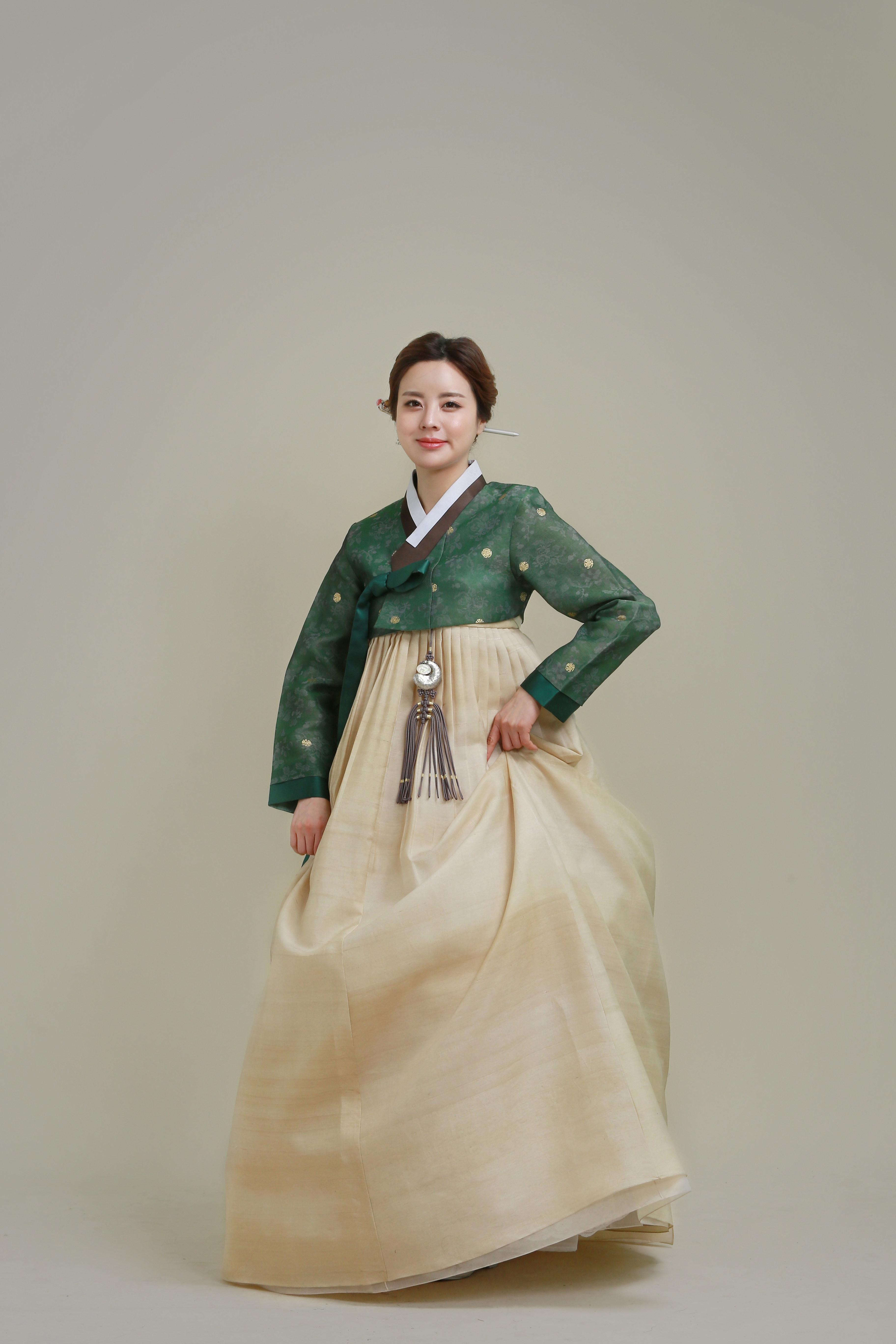 청실홍실한복 서교점