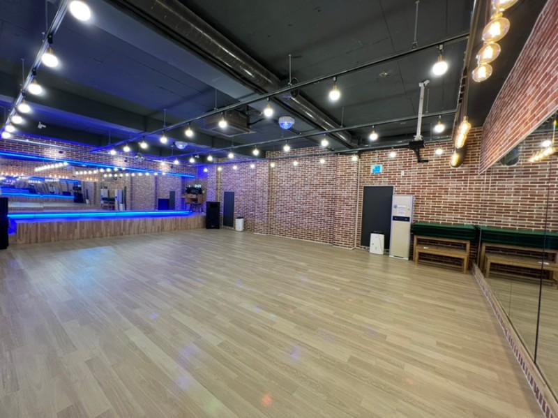 신디 줌바 & 라인댄스 스튜디오 대표 이미지