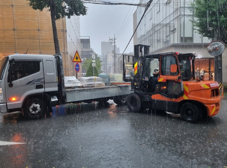 청담동지게차 논현신사동
