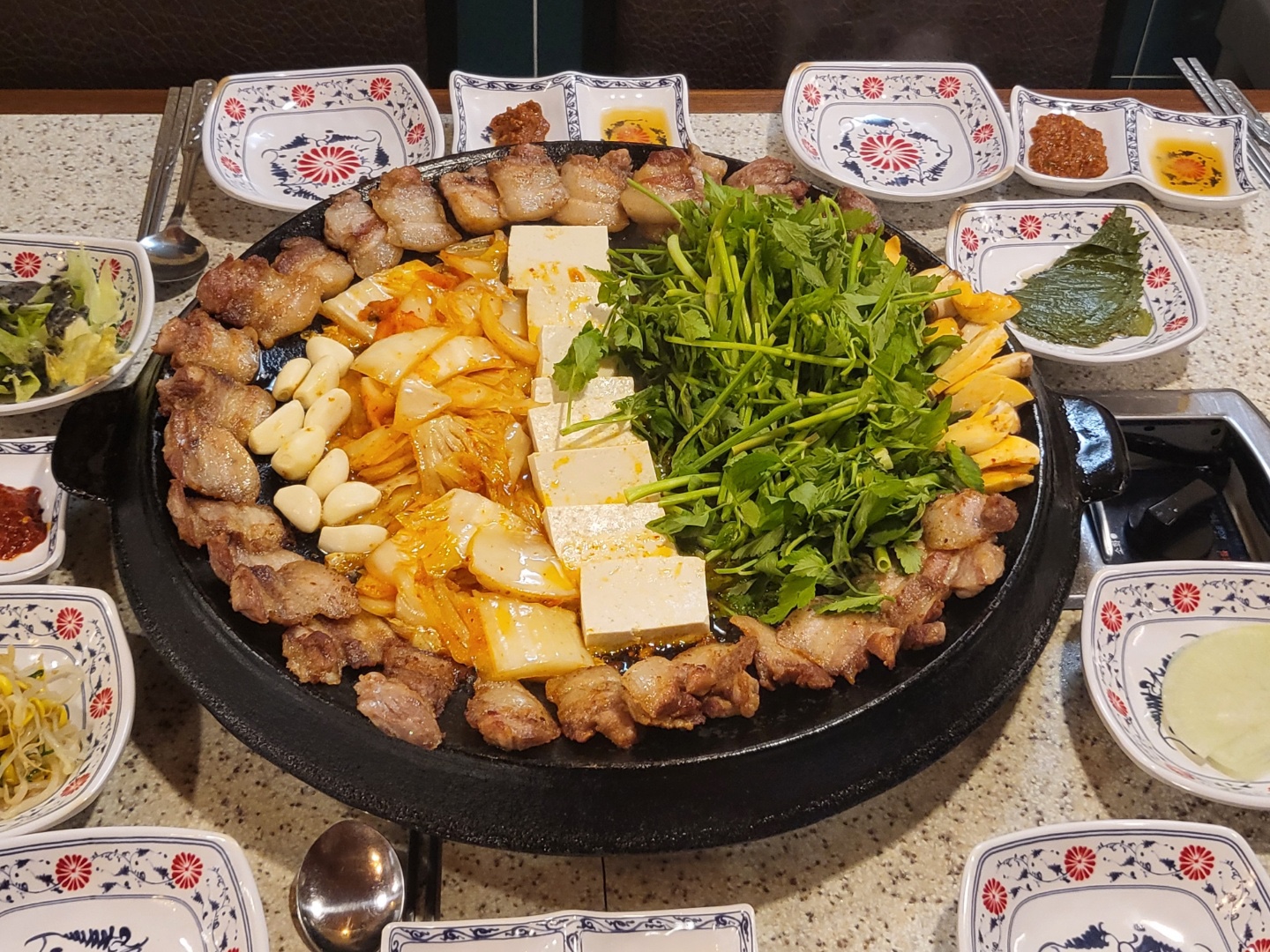 진짜무쇠삼겹 세종본점