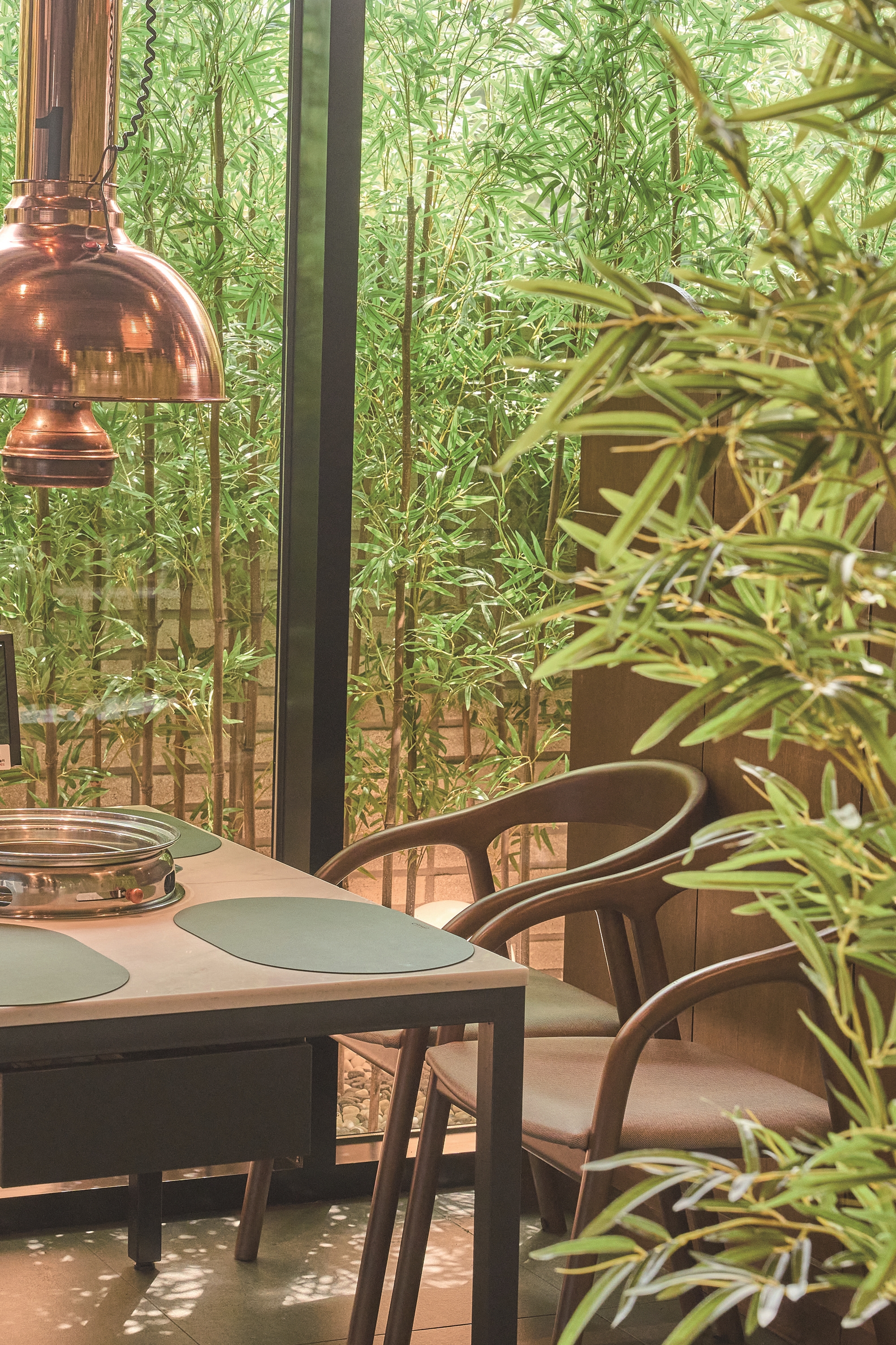 너흐 대표 이미지