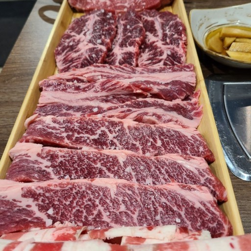 꽃담우정육식당 기업도시직영점