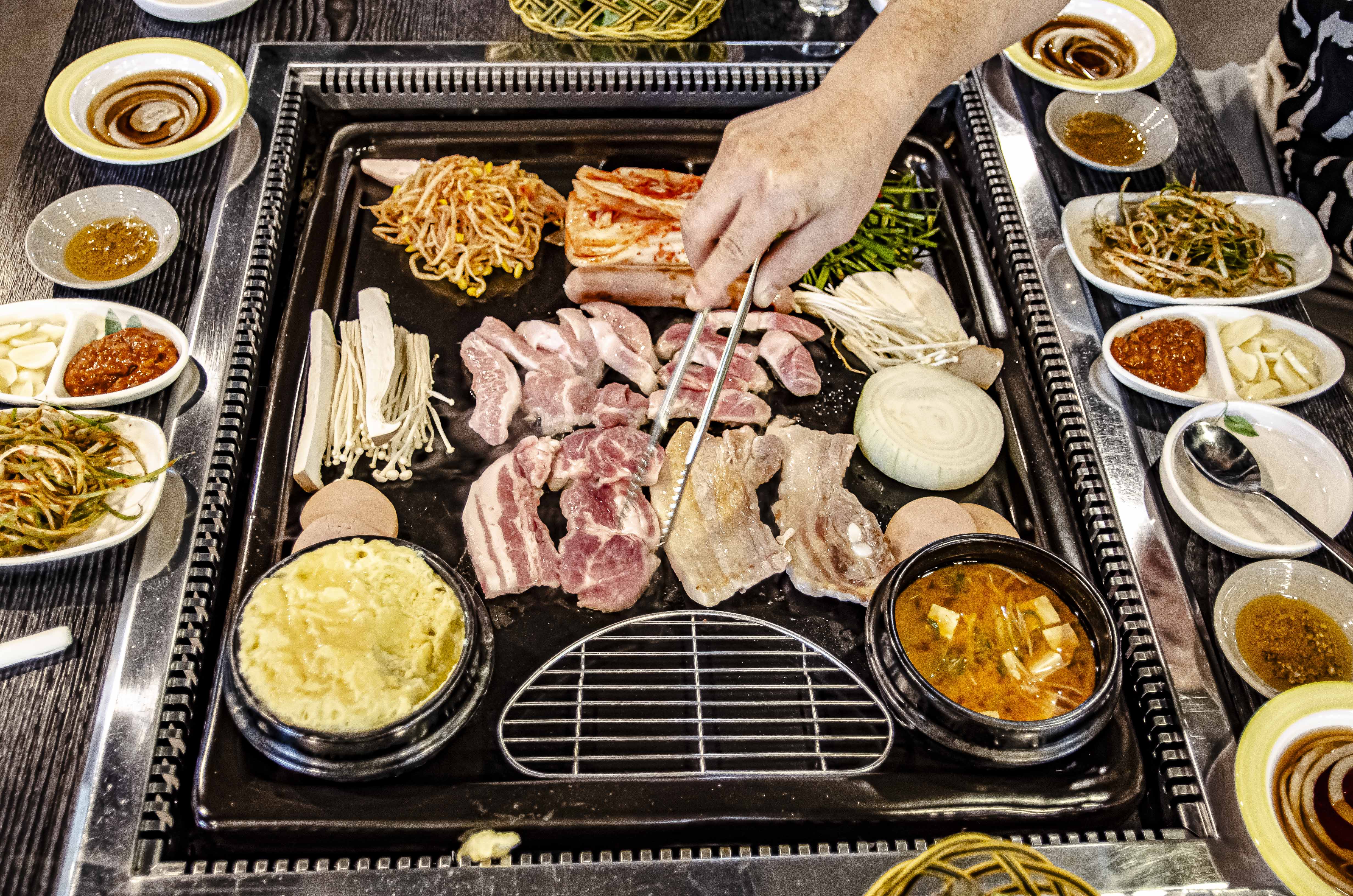 왕돌판구이한판 당진CGV점