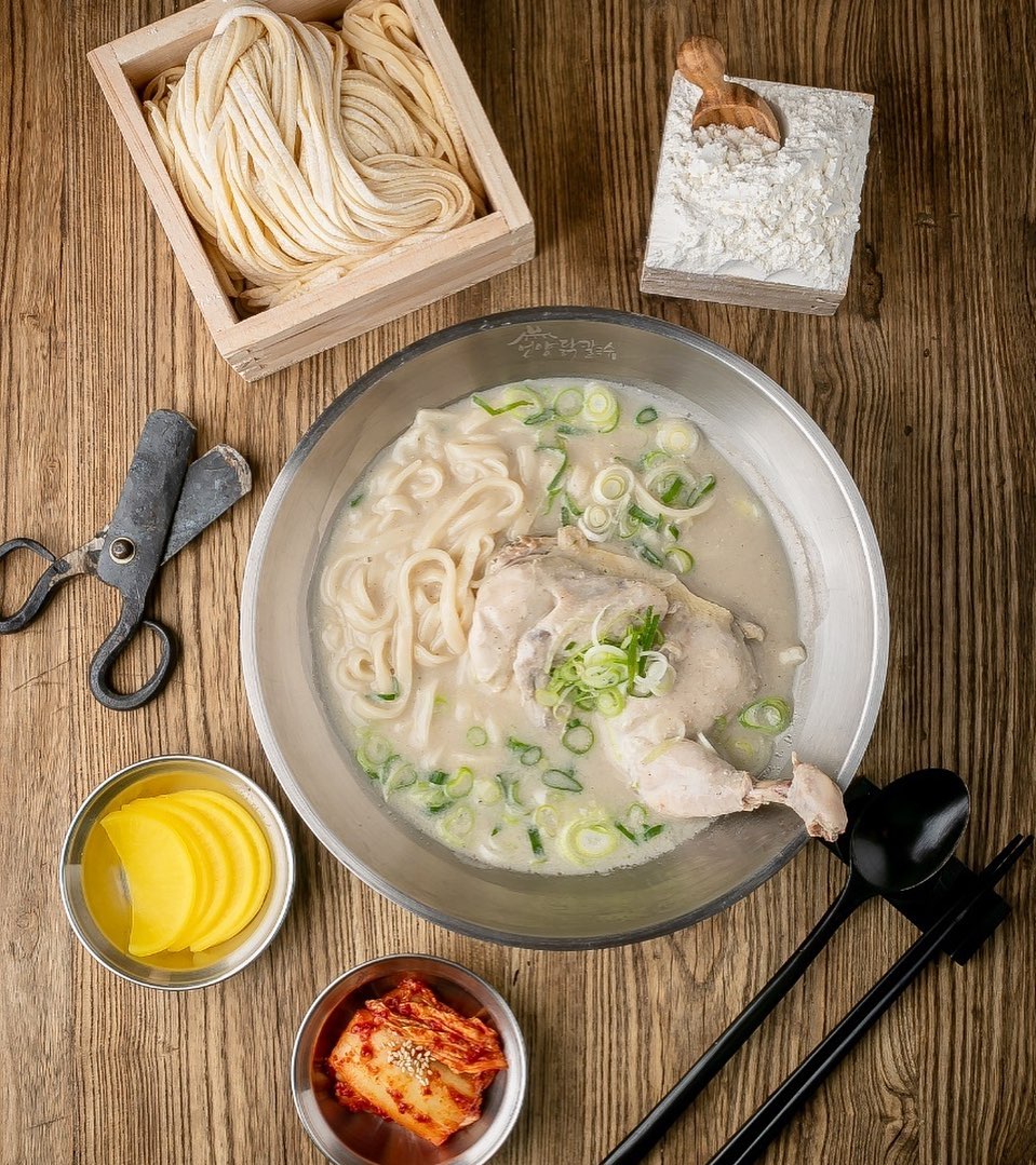 언양닭칼국수 거제문동점