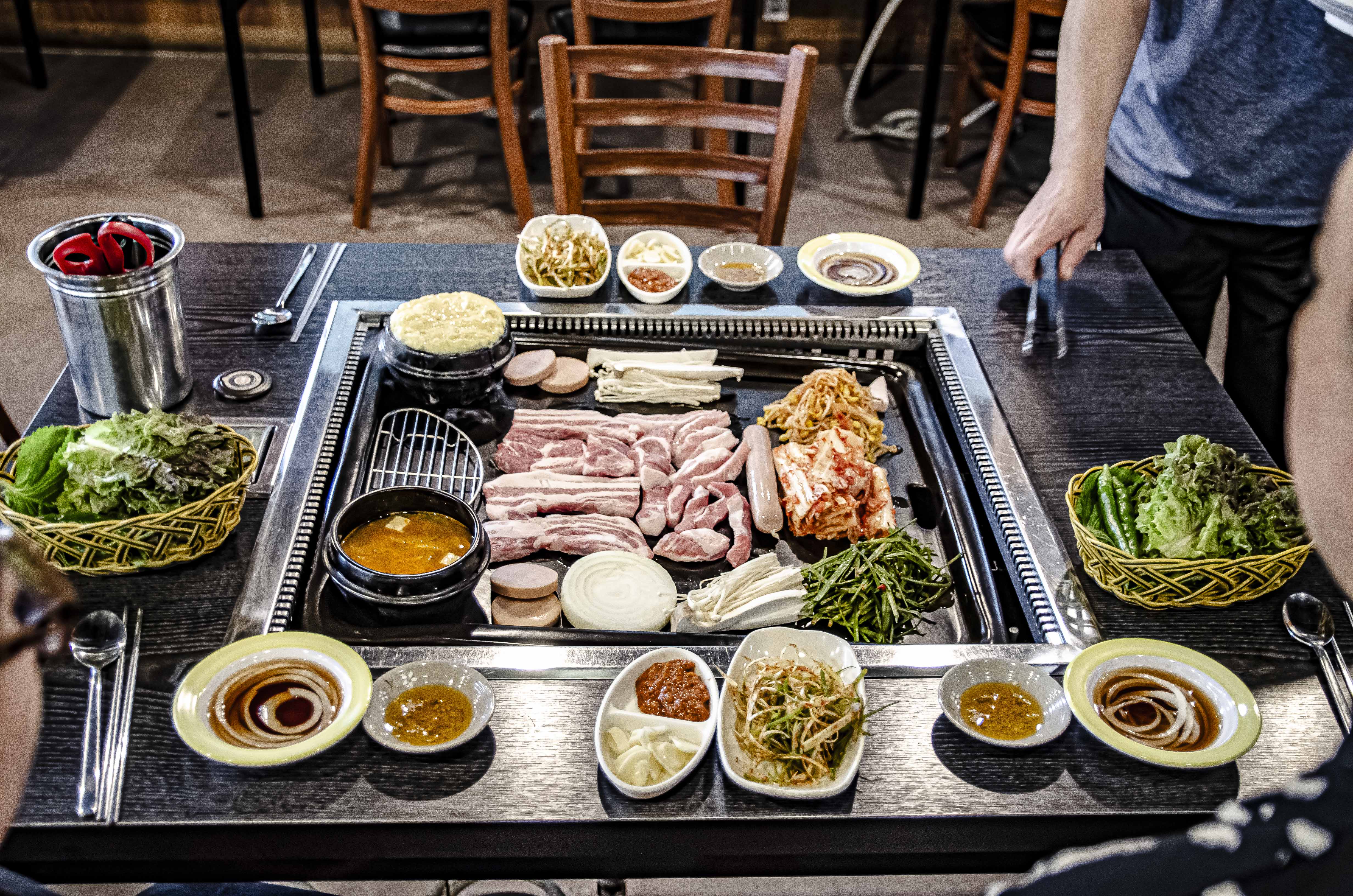 왕돌판구이한판 당진CGV점