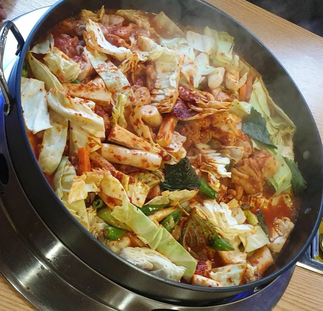 지완이네우연닭갈비