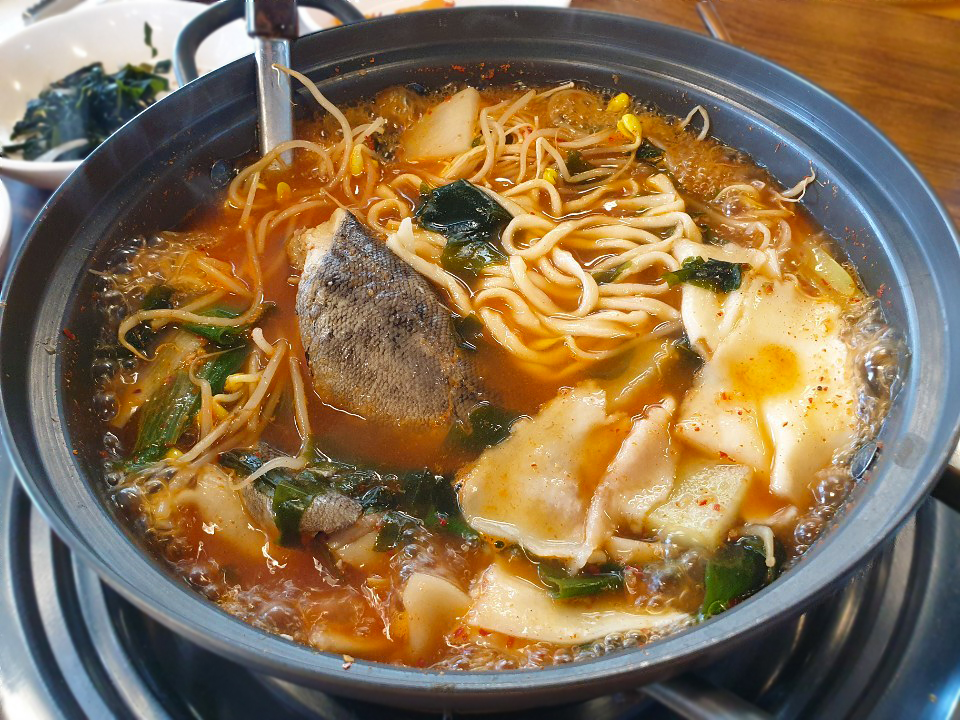 선상매운탕칼제비