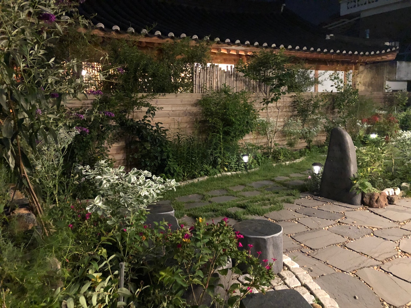 카페 율
