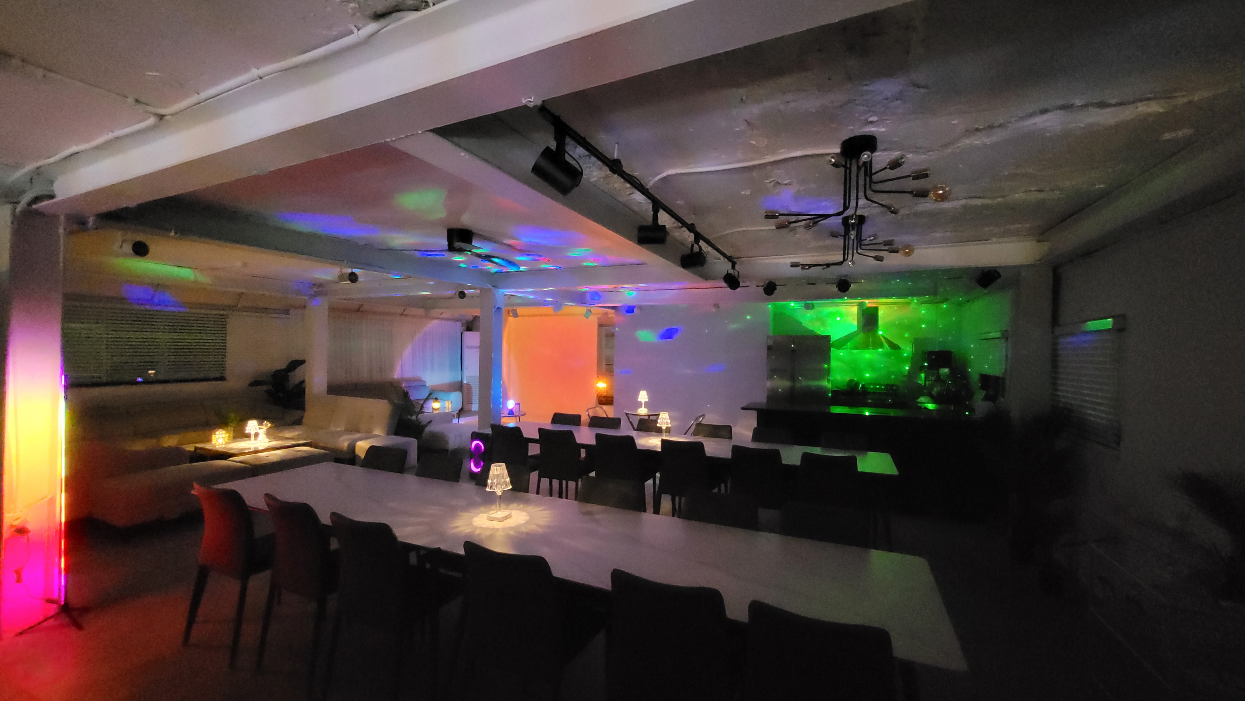 루프탑 파티룸 플래즈 을지로충무로점 대표 이미지