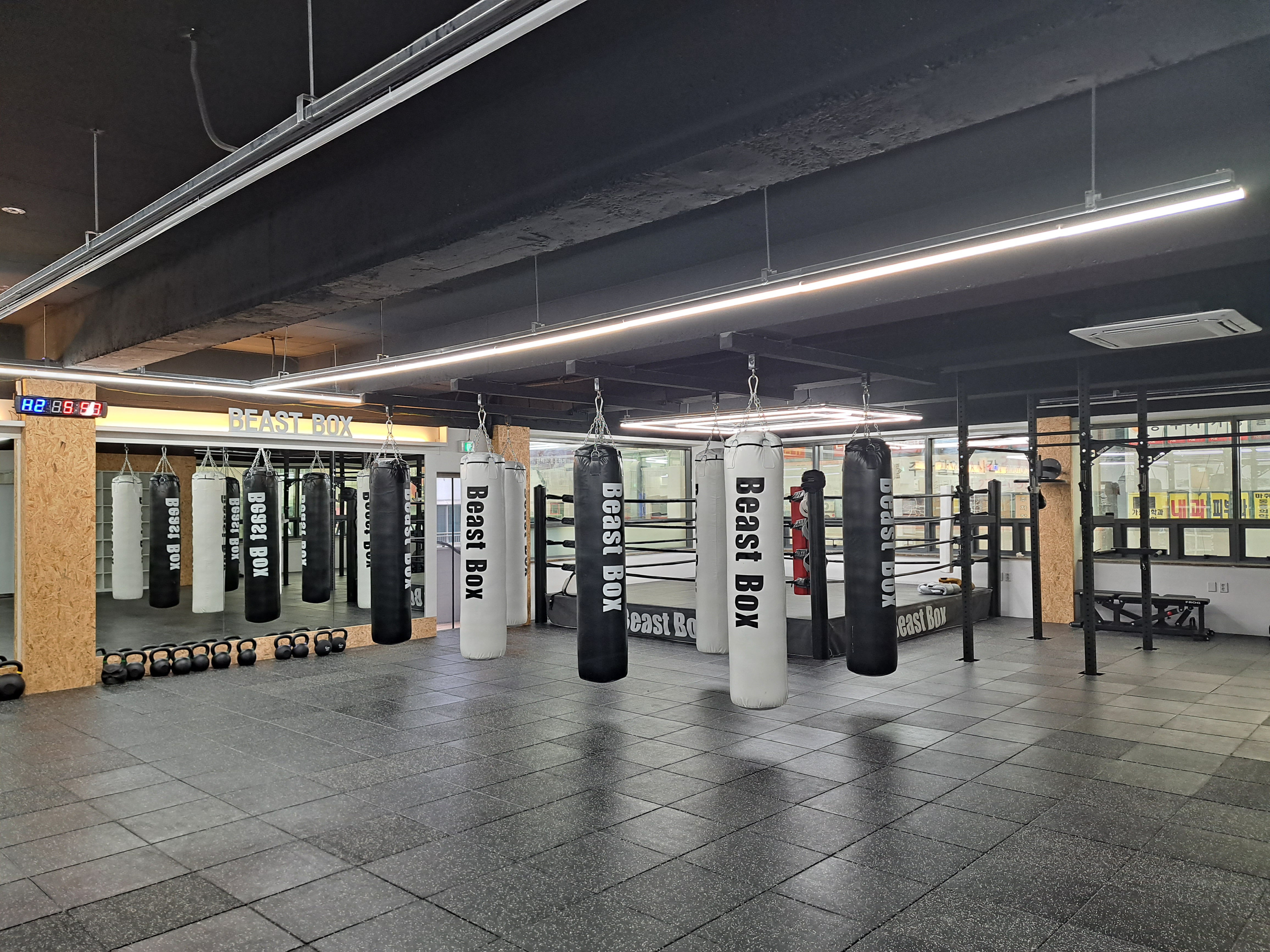 울산 남구 중앙로128번길 복싱체육관 Beast Box GYM 내부 모습 3