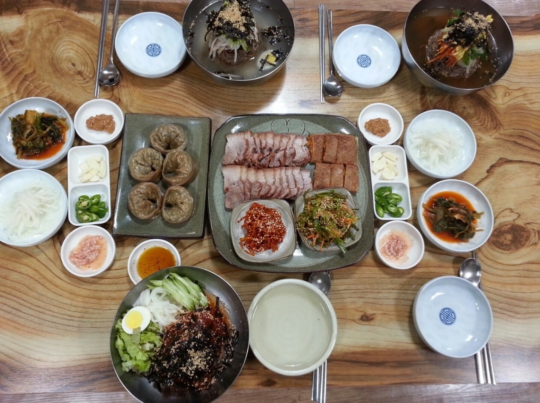 대궐봉평메밀막국수