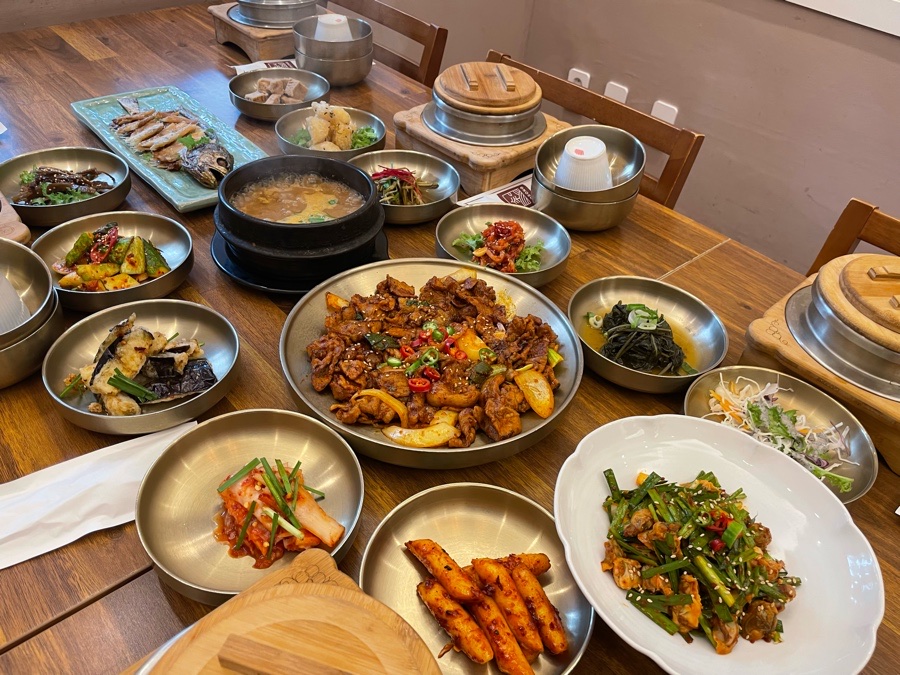 자연의밥 로송 한터점