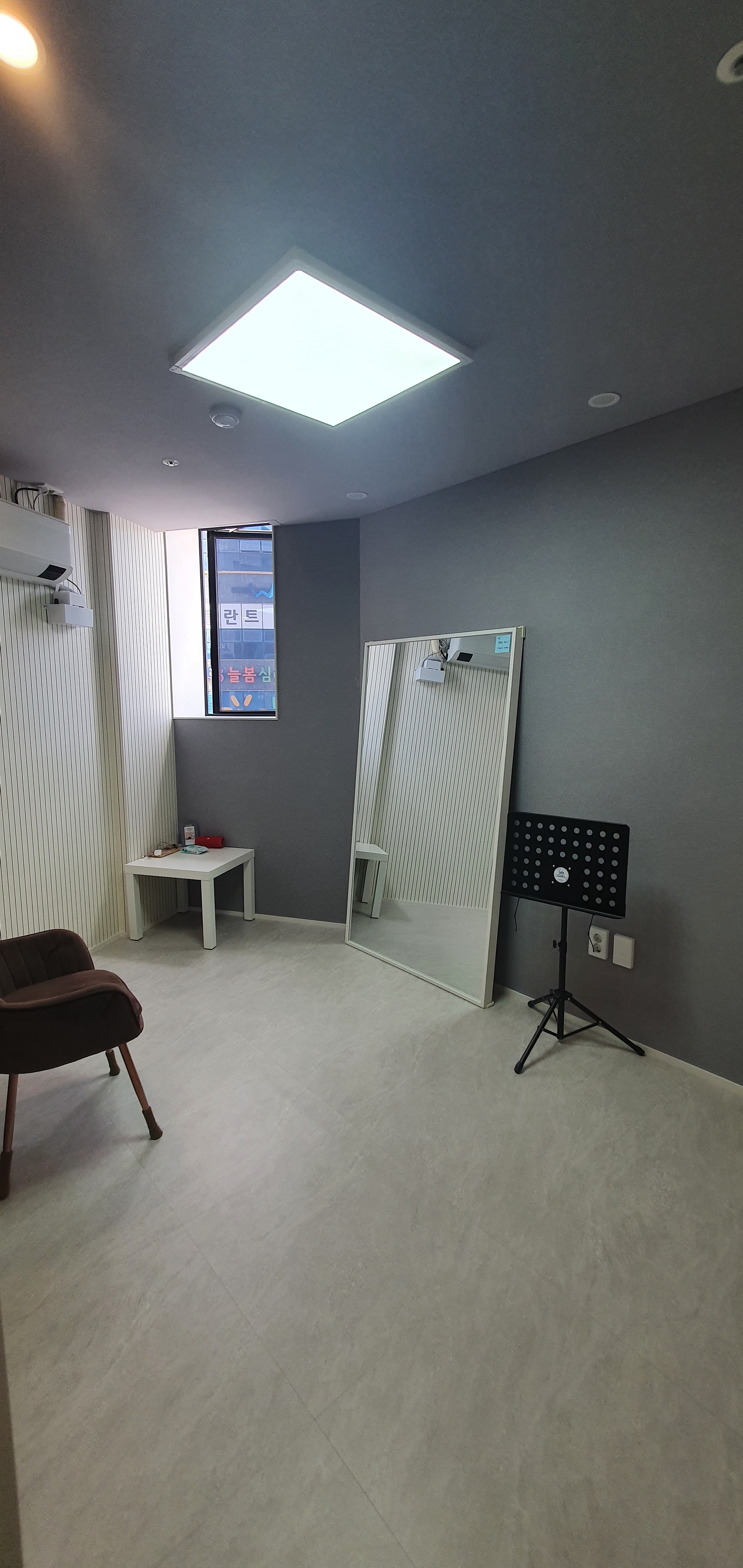 3번째 스튜디오 사진