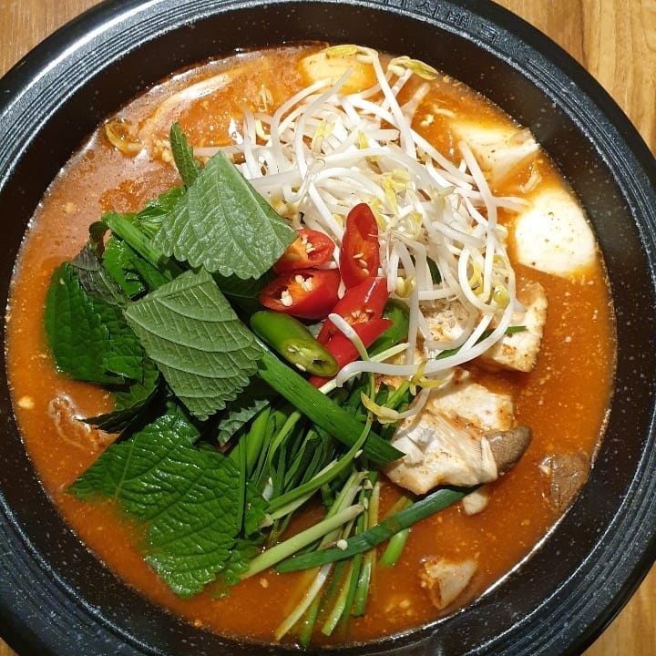 옥포윤식당