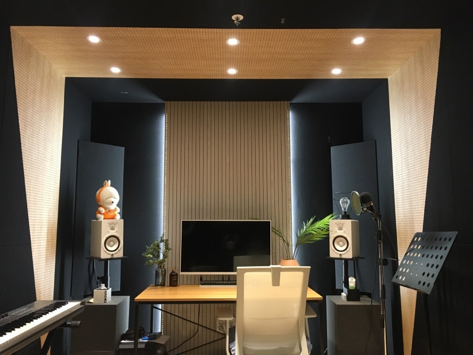 2번째 스튜디오 사진