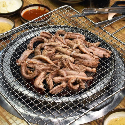 참숯불구이 군들 백석점