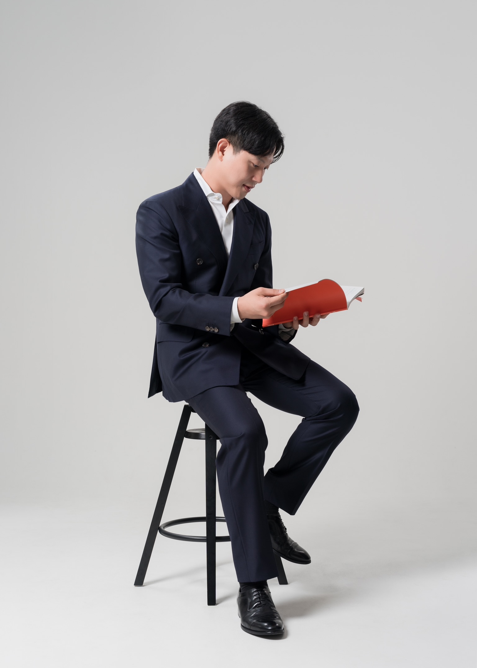 어라운즈아카데미어학원