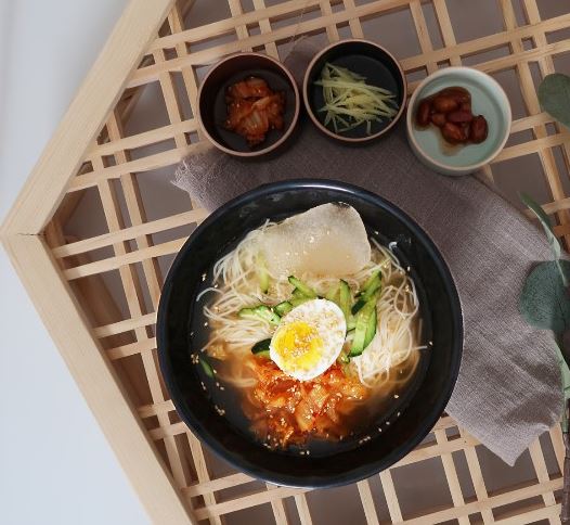 베풀장어불로점