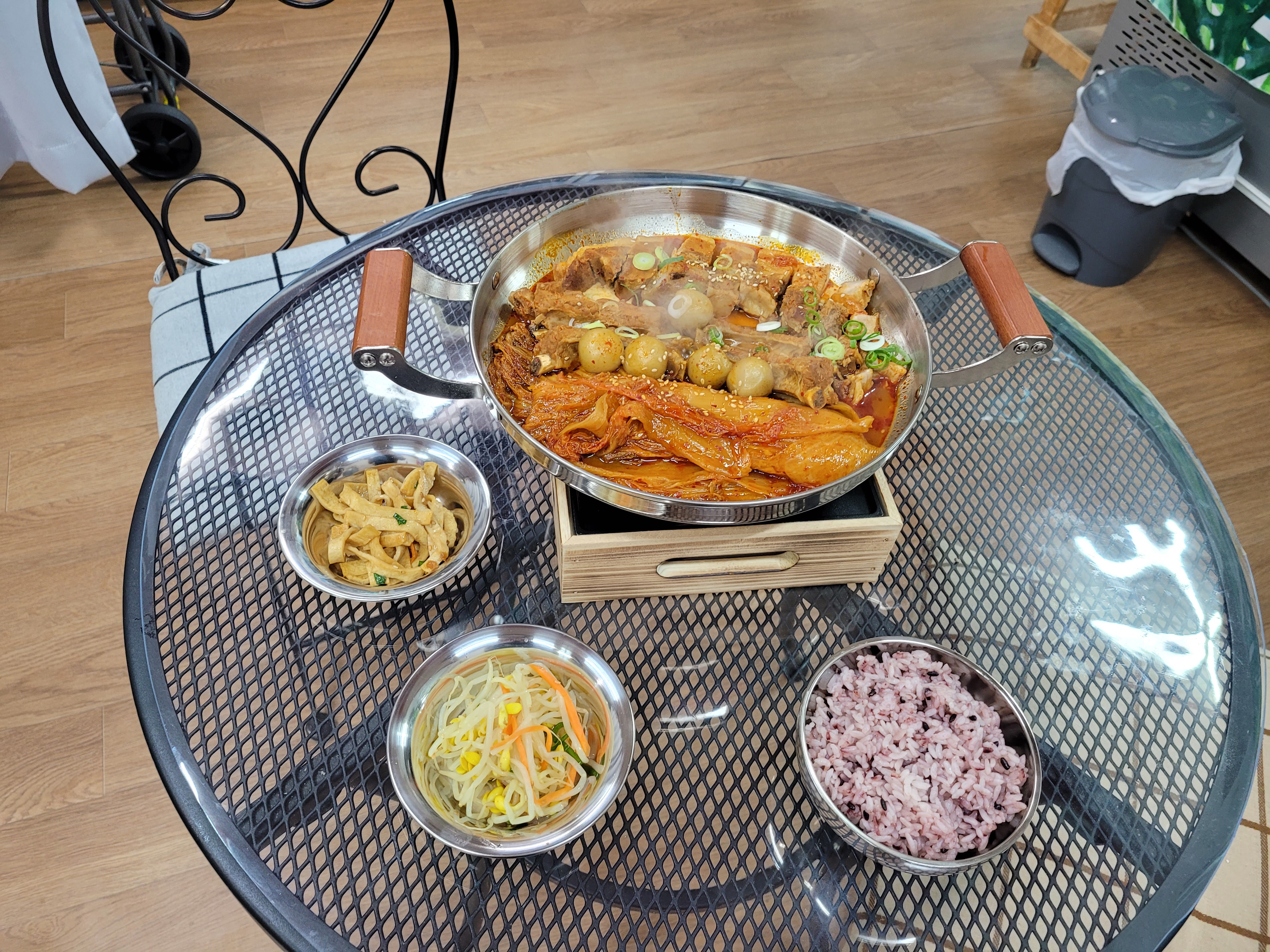 불타는여고24시 한림점