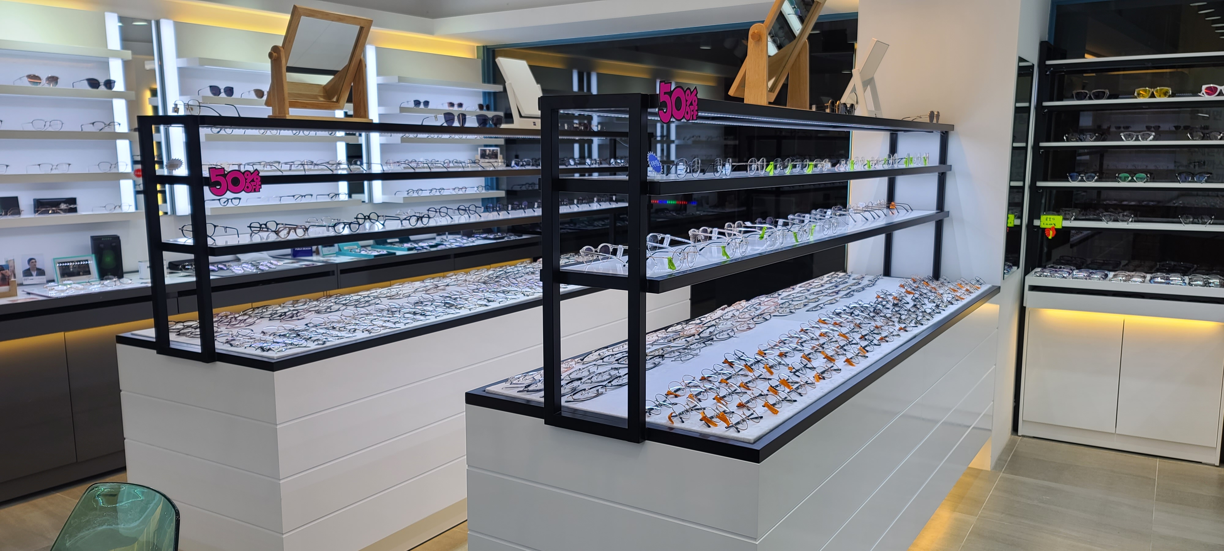 퍼스트안경원 대표 이미지