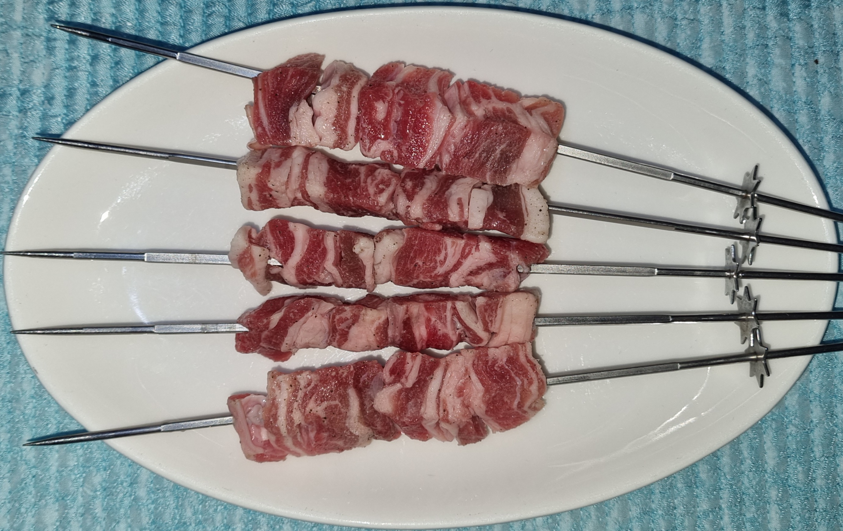 홍아루양꼬치