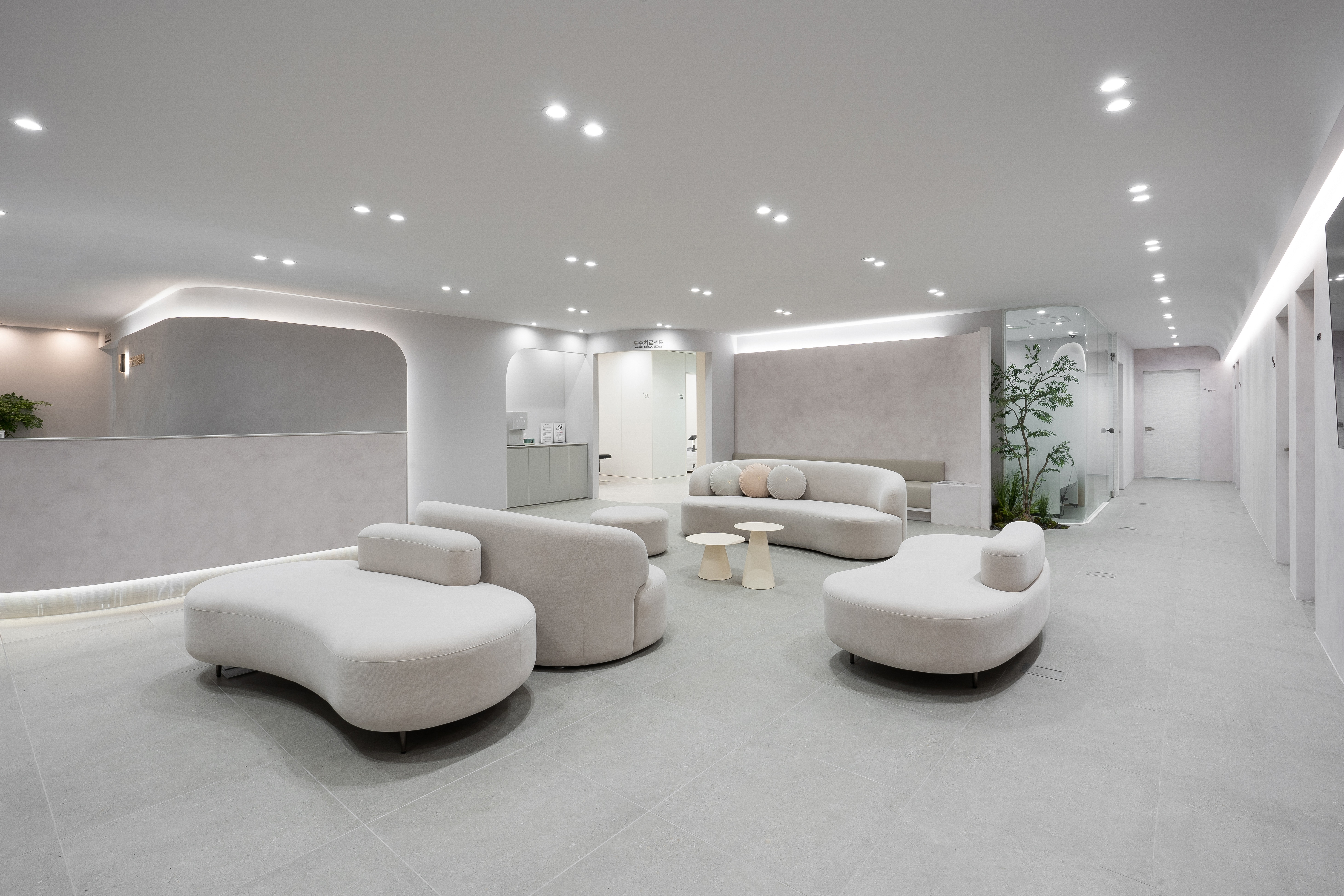 반듯한정형외과의원 홍대점 대표 이미지