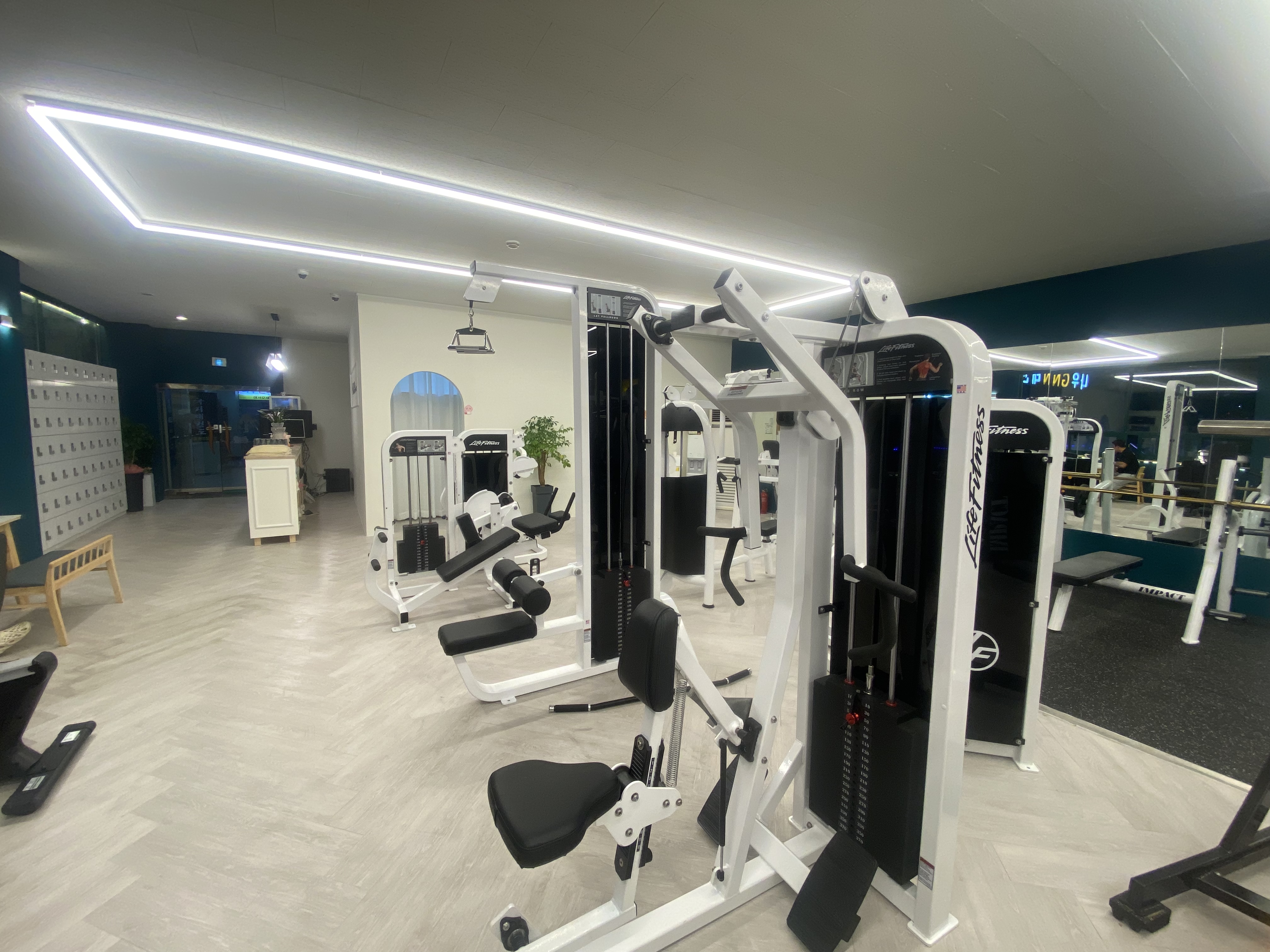 포엘리피트니스 대표 이미지