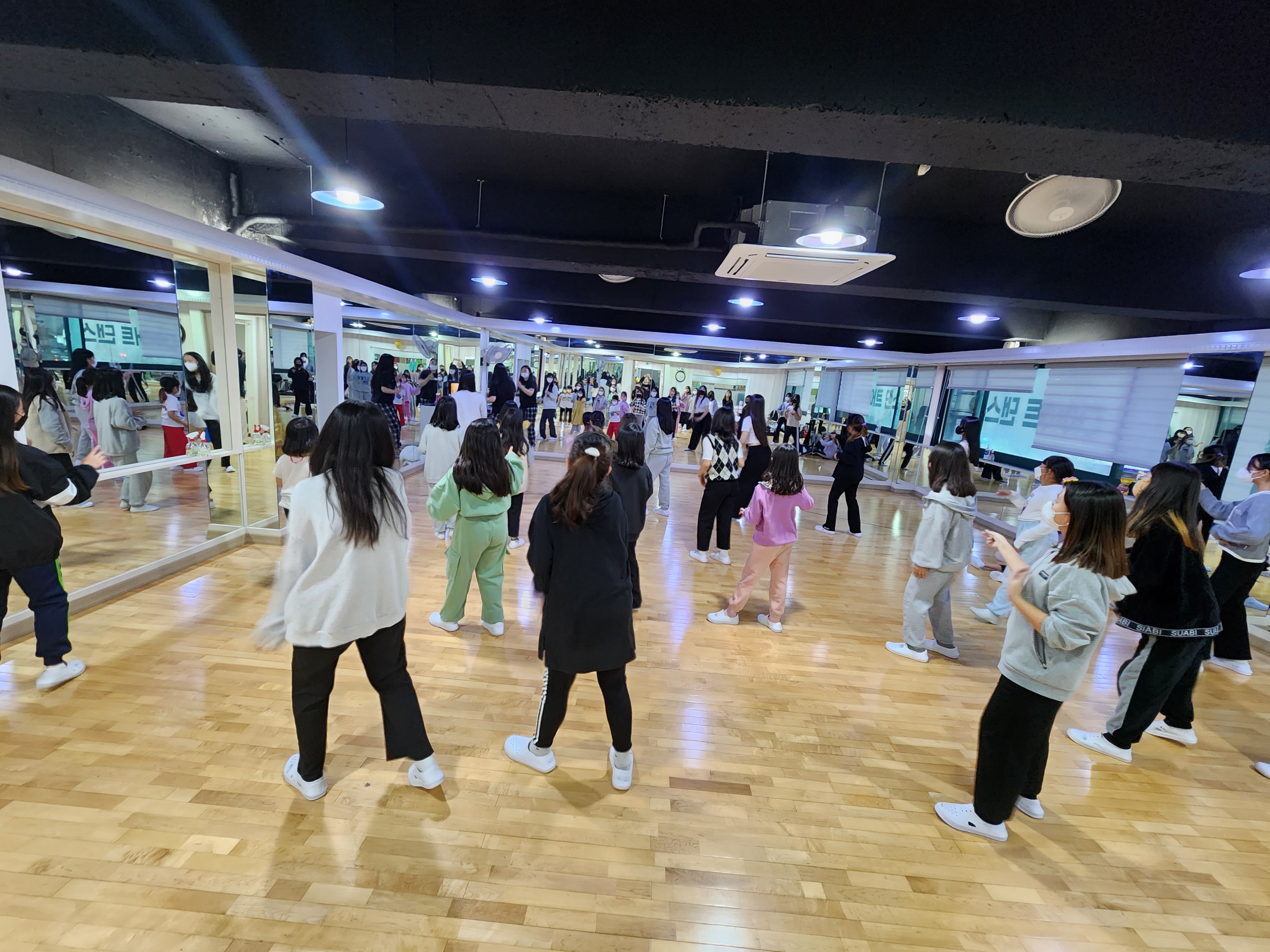 스텝업다이어트댄스학원