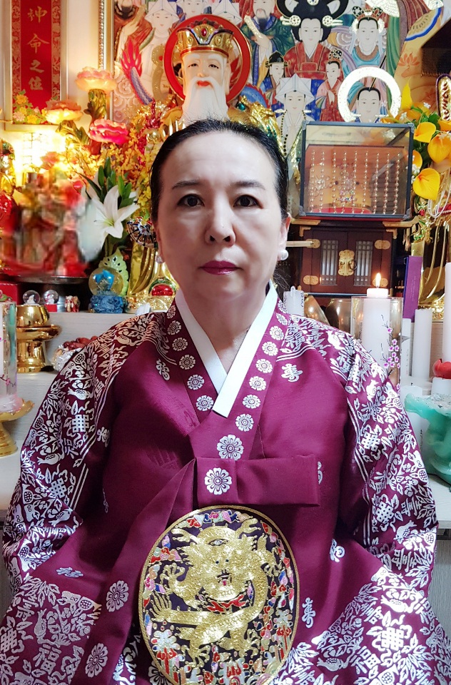 천지신명신녀