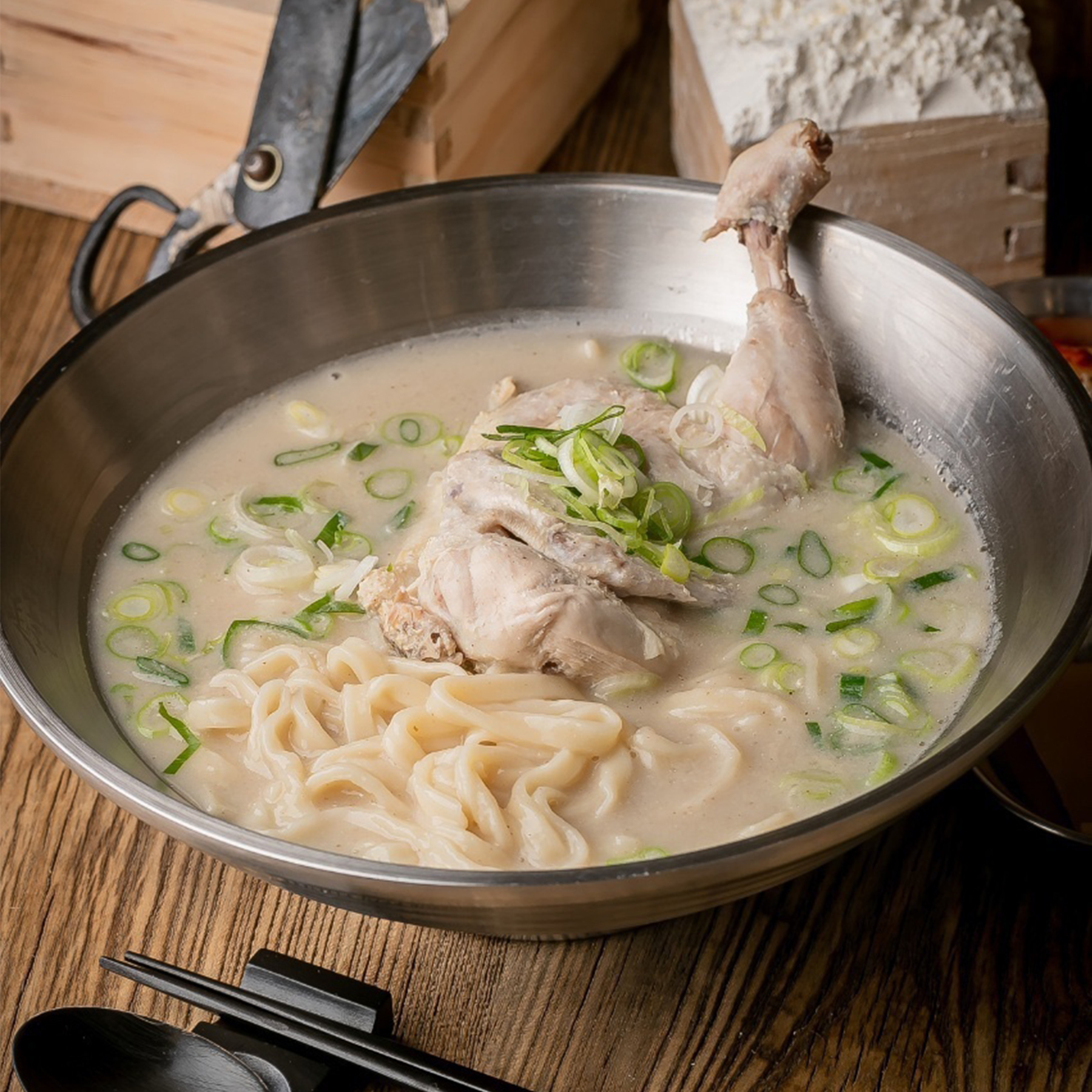언양닭칼국수