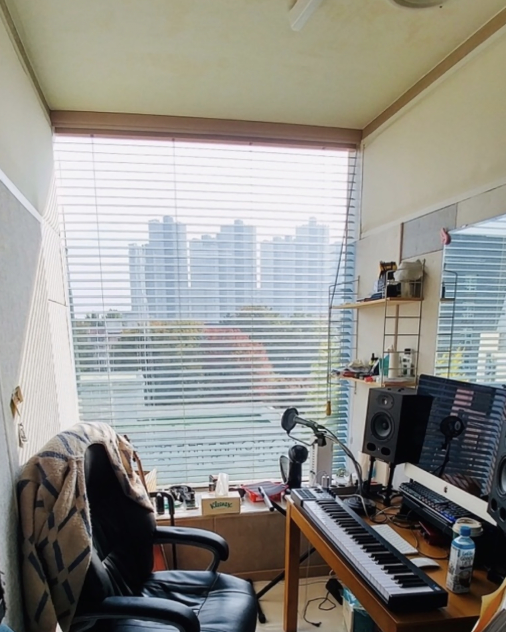 4번째 스튜디오 사진