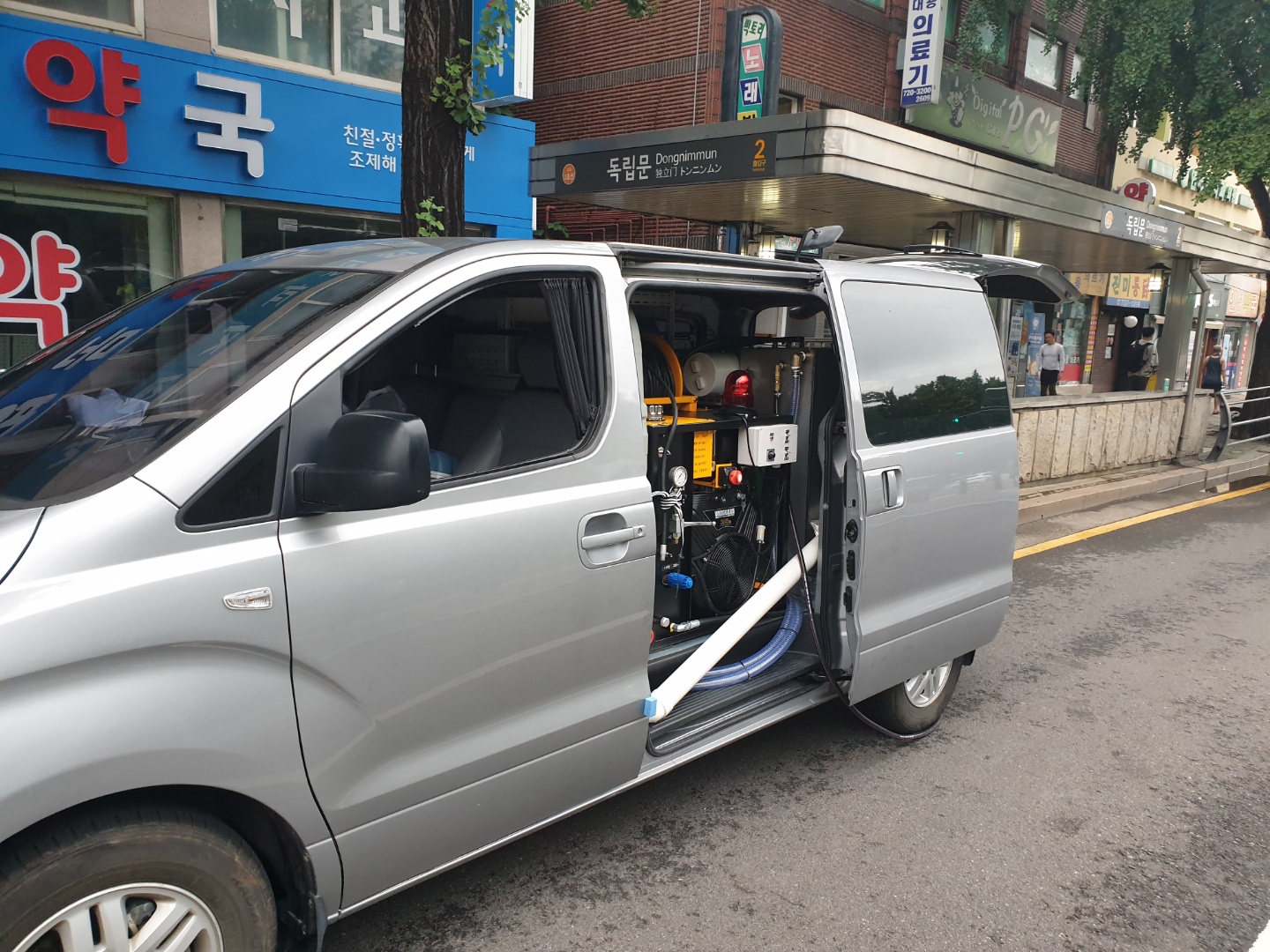 싱크대막힘하수구막힘변기막힘고압세척역류뚫어