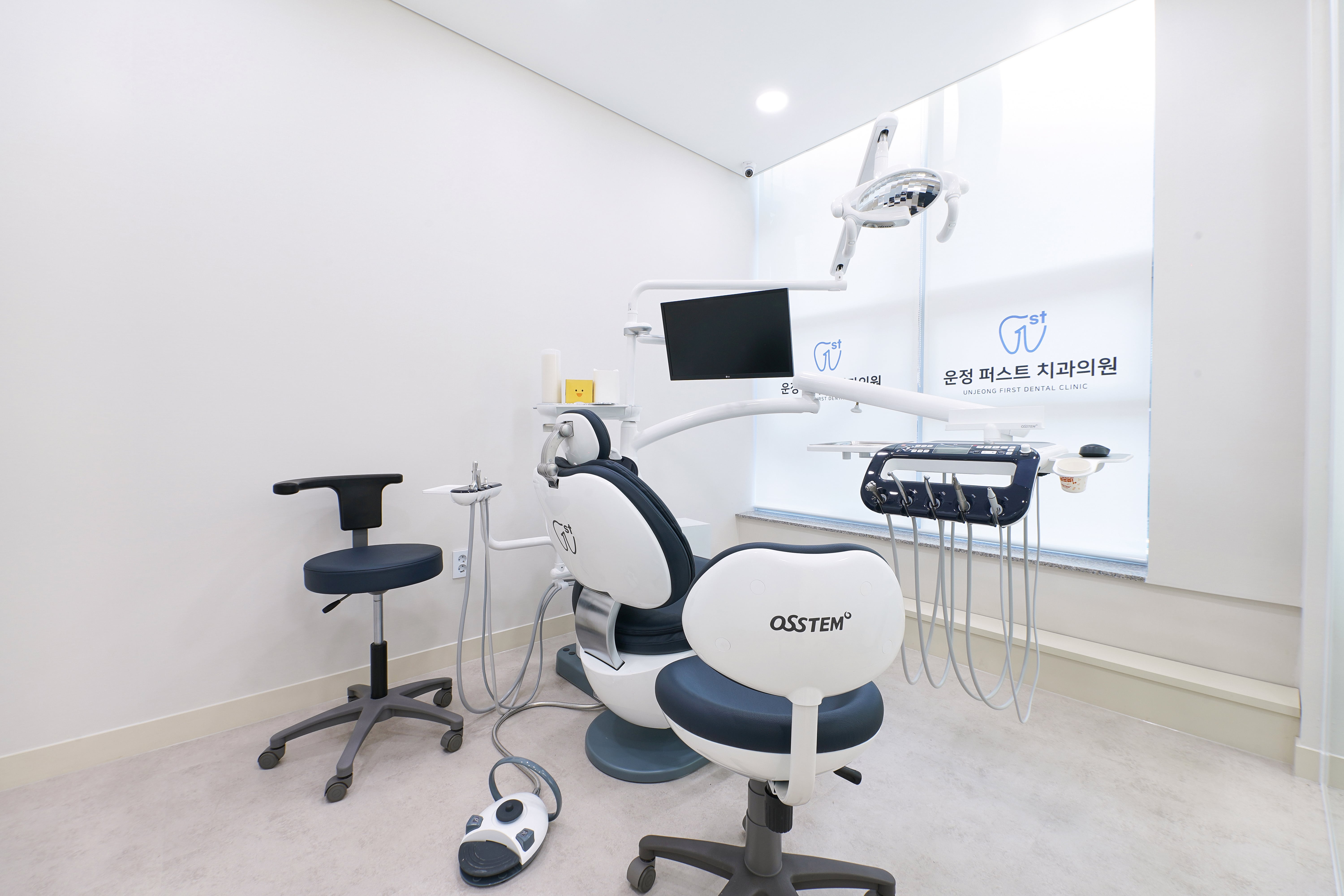 운정퍼스트치과의원 대표 이미지