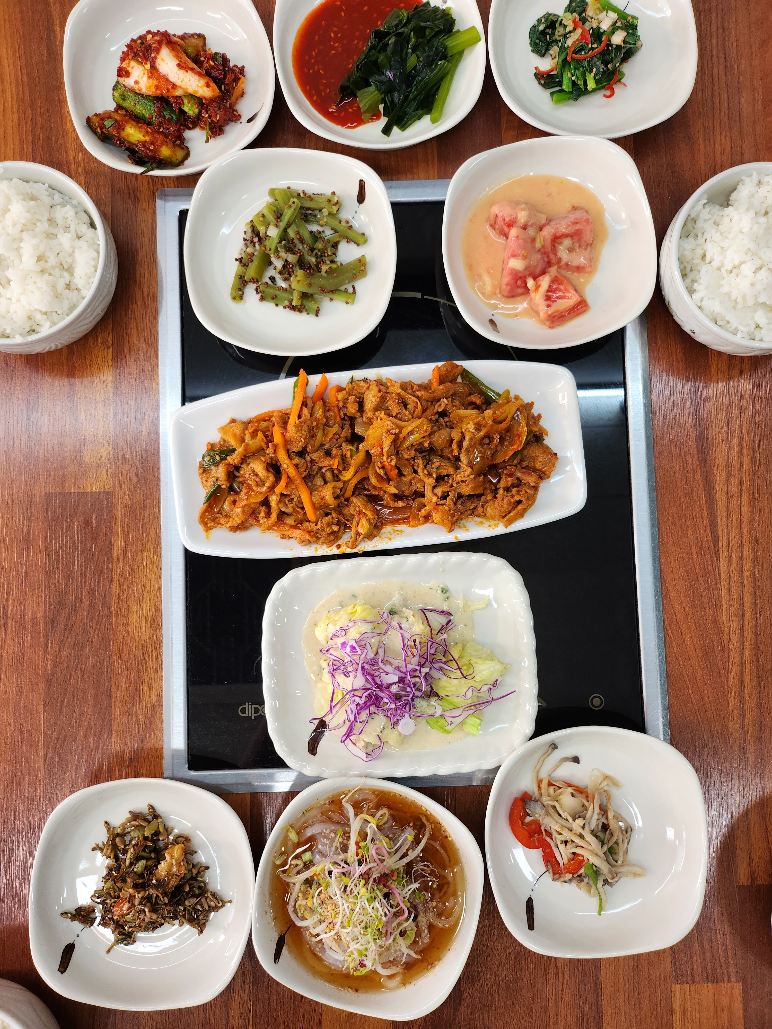 방효성의 한상차림