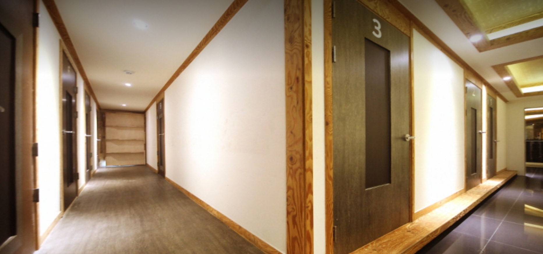 건 photo 4