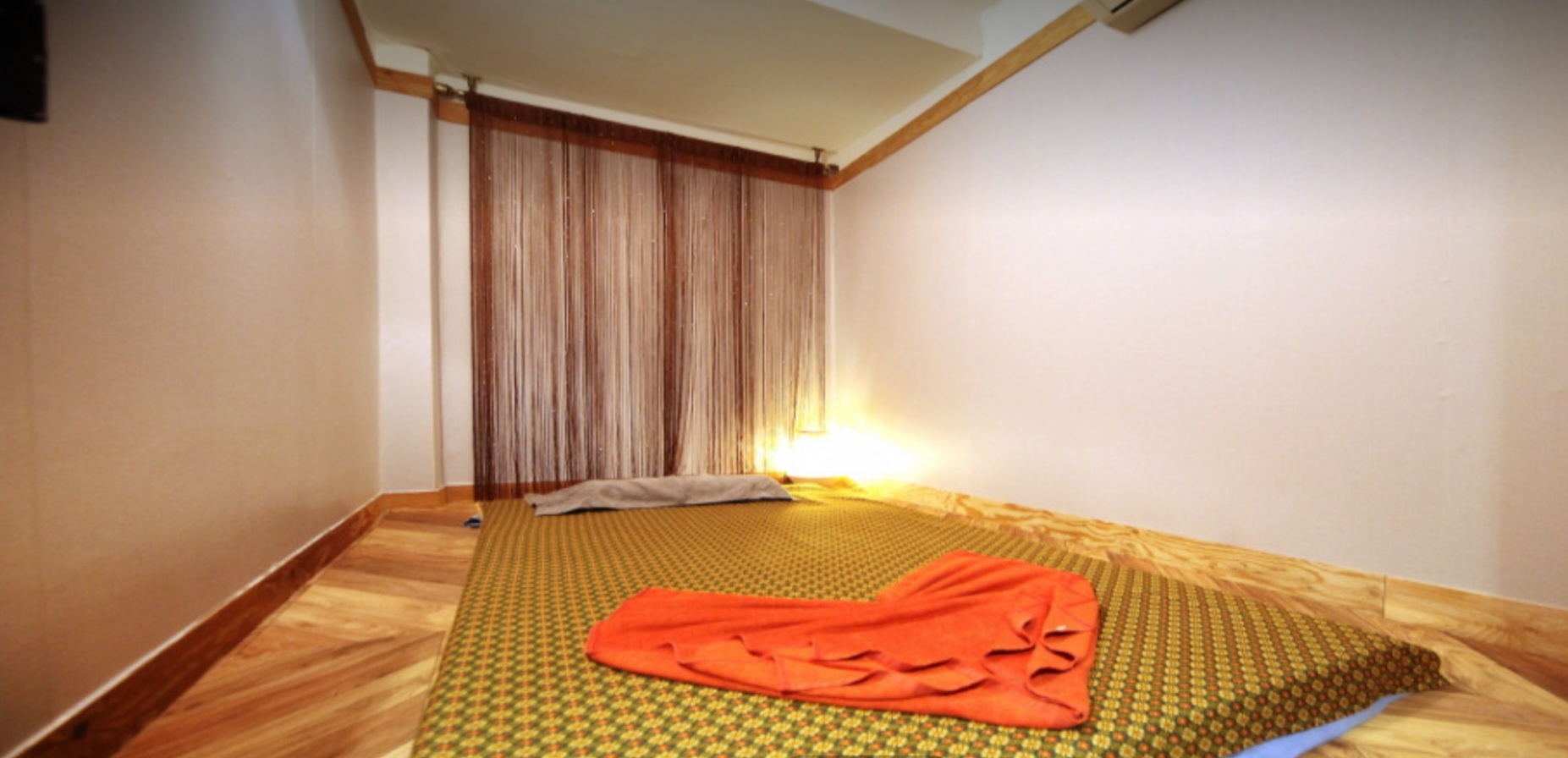 건 photo 6