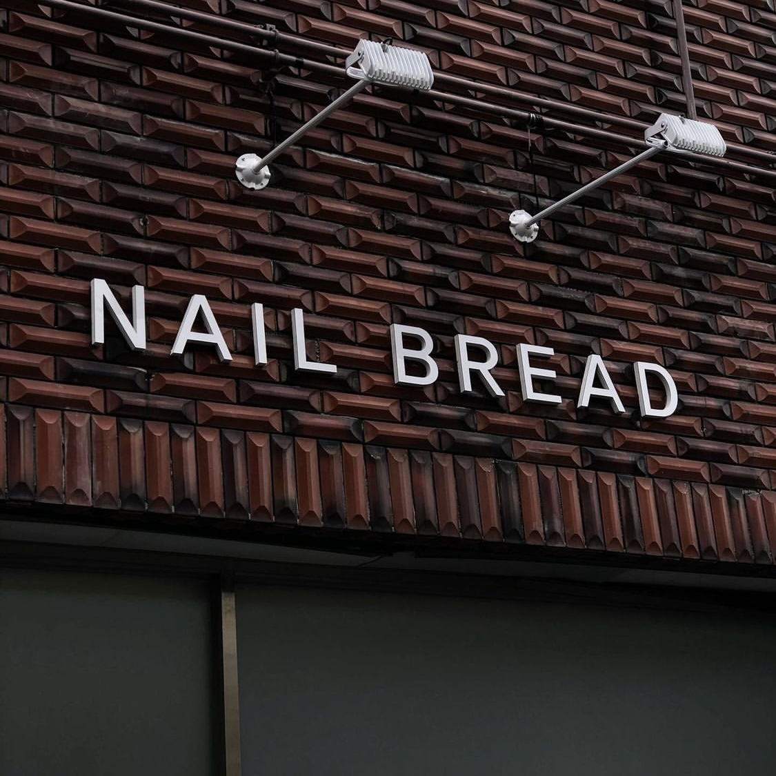 네일브레드 대표 이미지