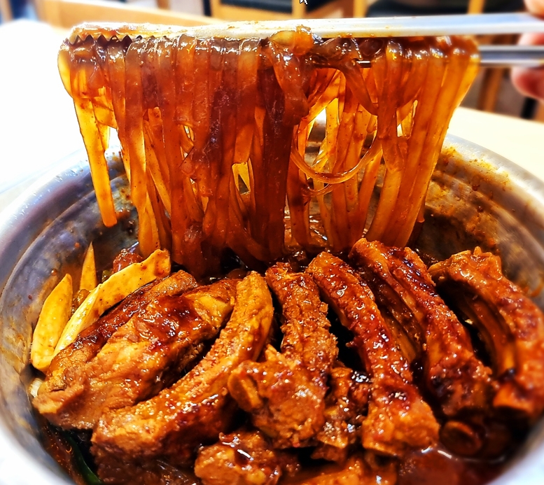양푼애등갈비 영통역점