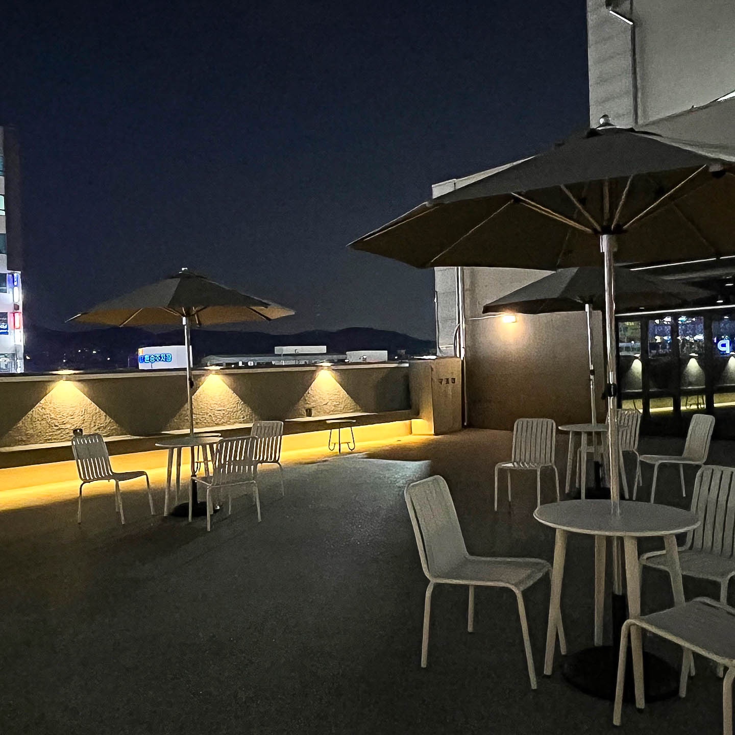 어썸 PC & CAFE