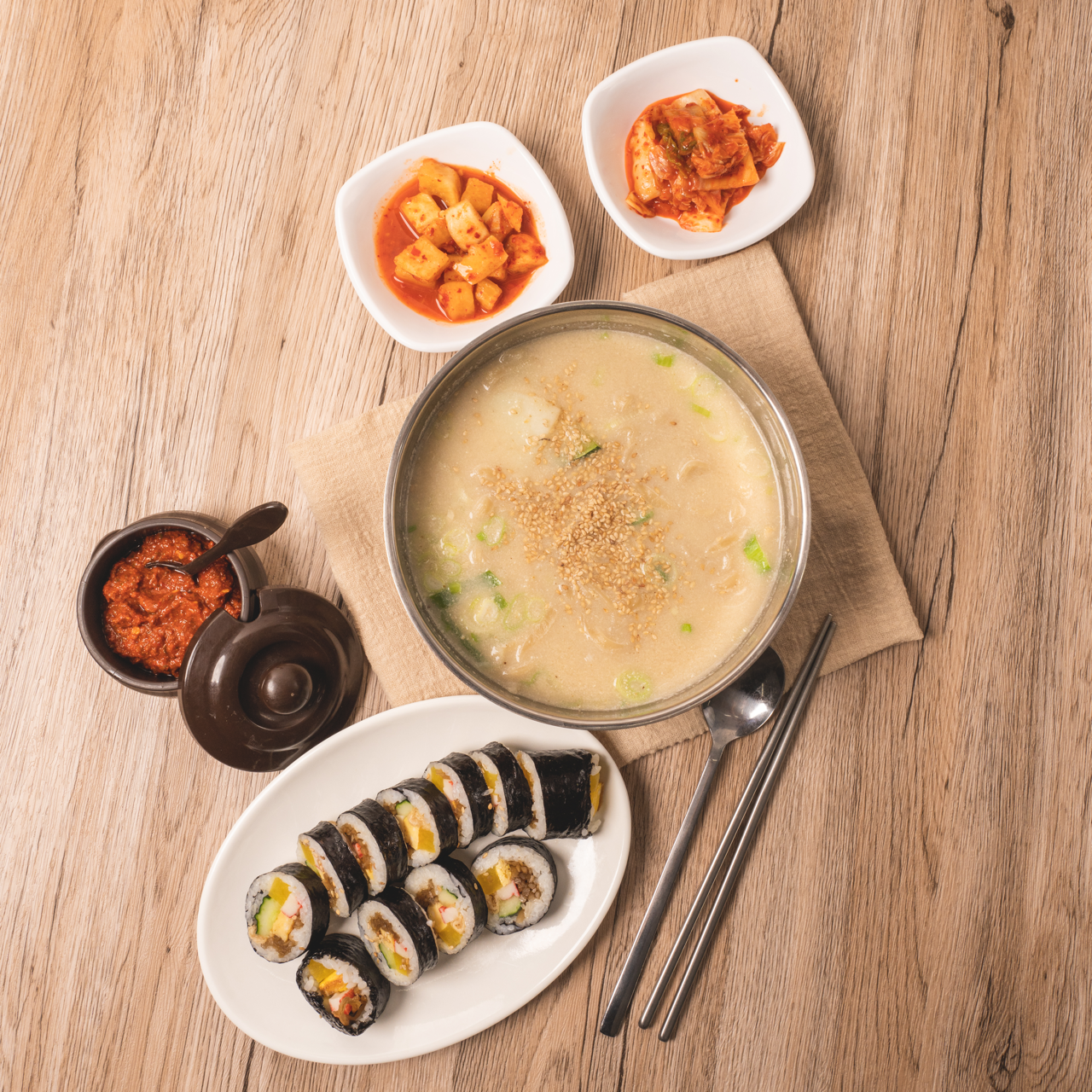 상황버섯칼국수
