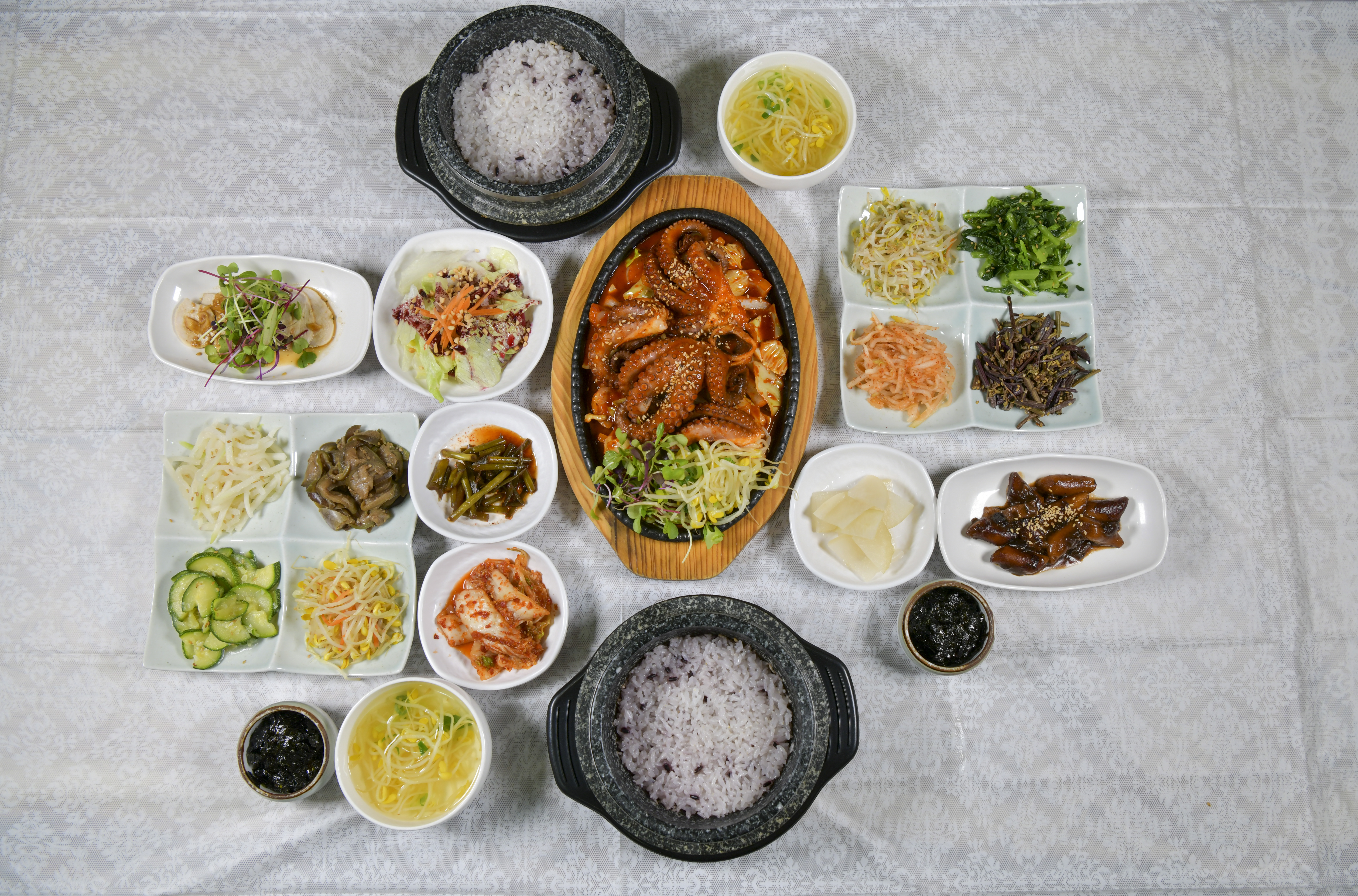 어울림돌솥밥