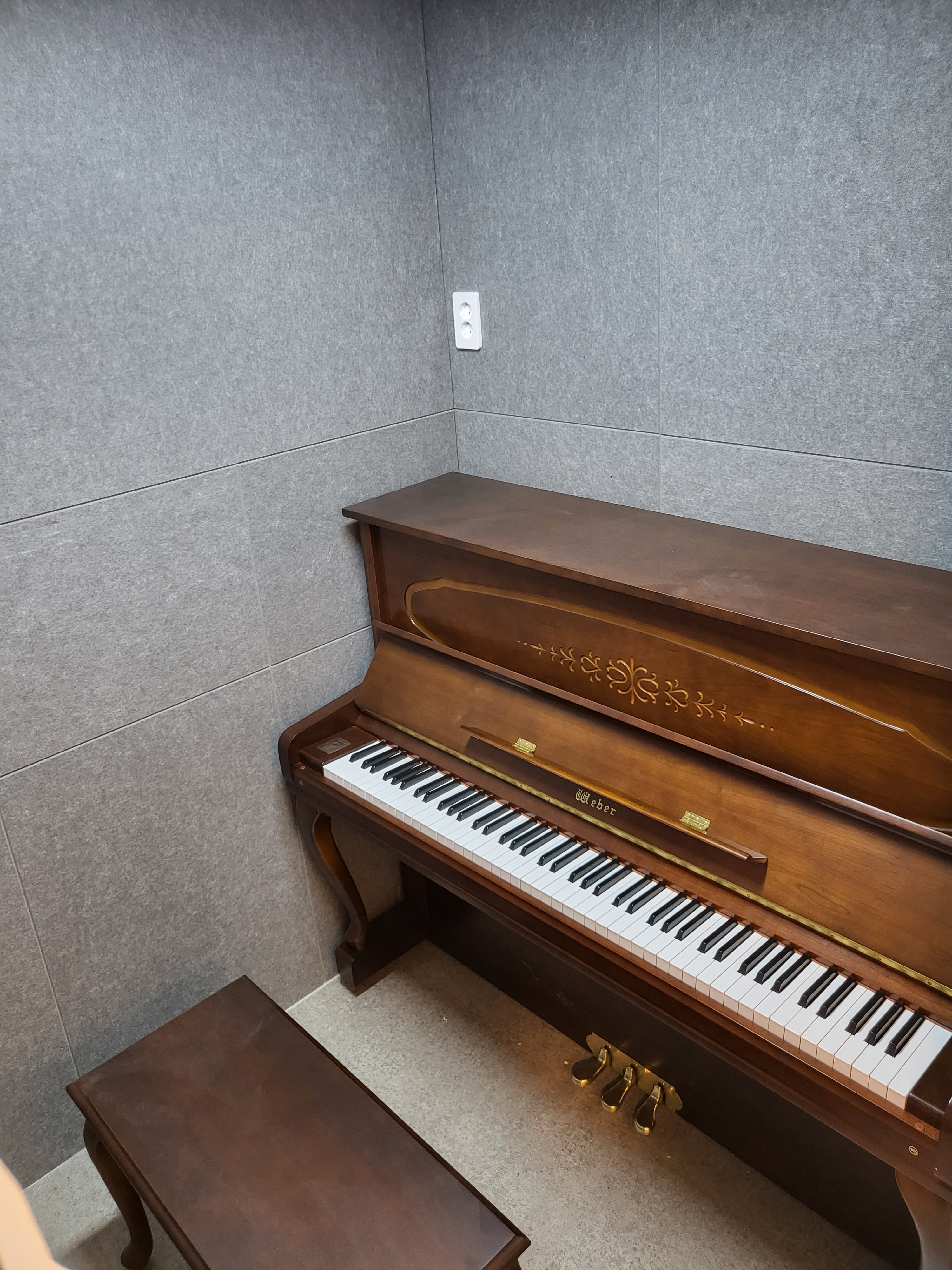 4번째 스튜디오 사진