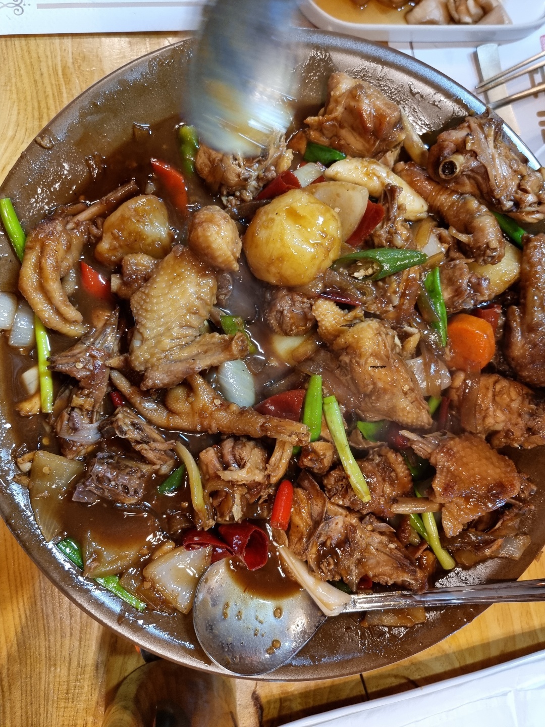가평닭백숙 한우재골