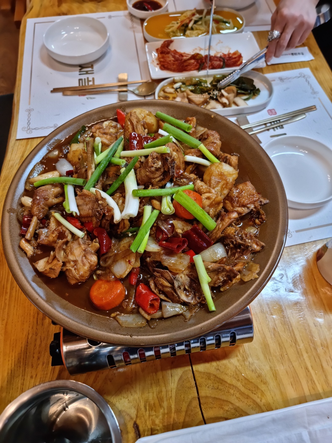 가평닭백숙 한우재골