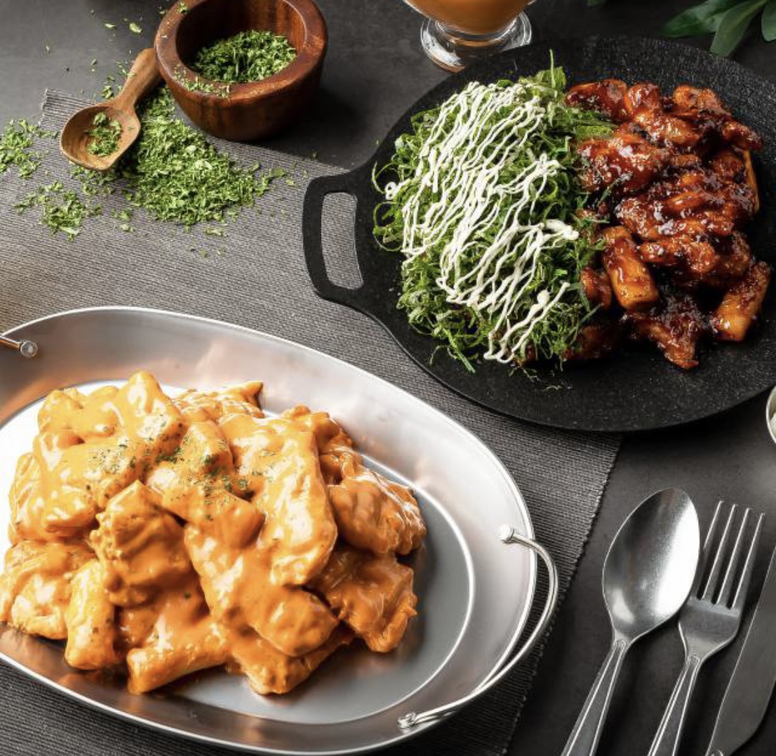 냠냠숯불두마리치킨 울산남구점