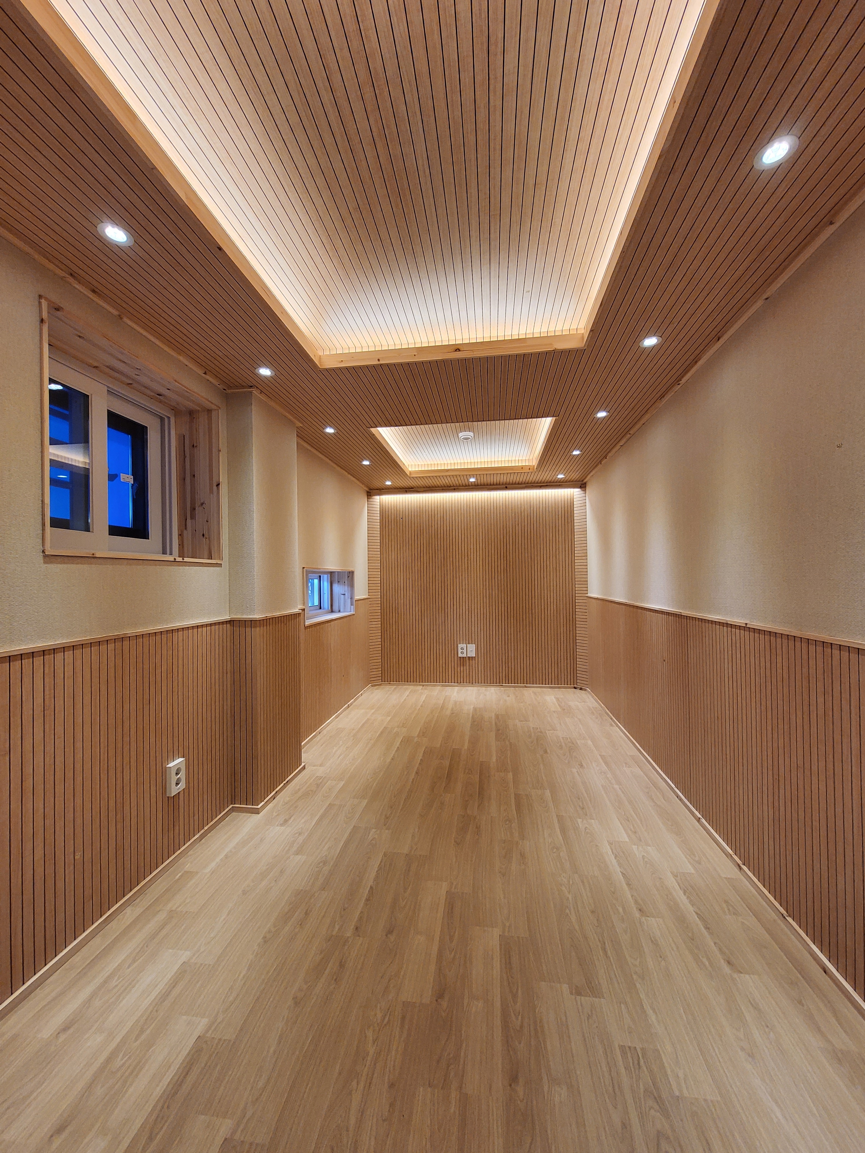 1번째 스튜디오 사진