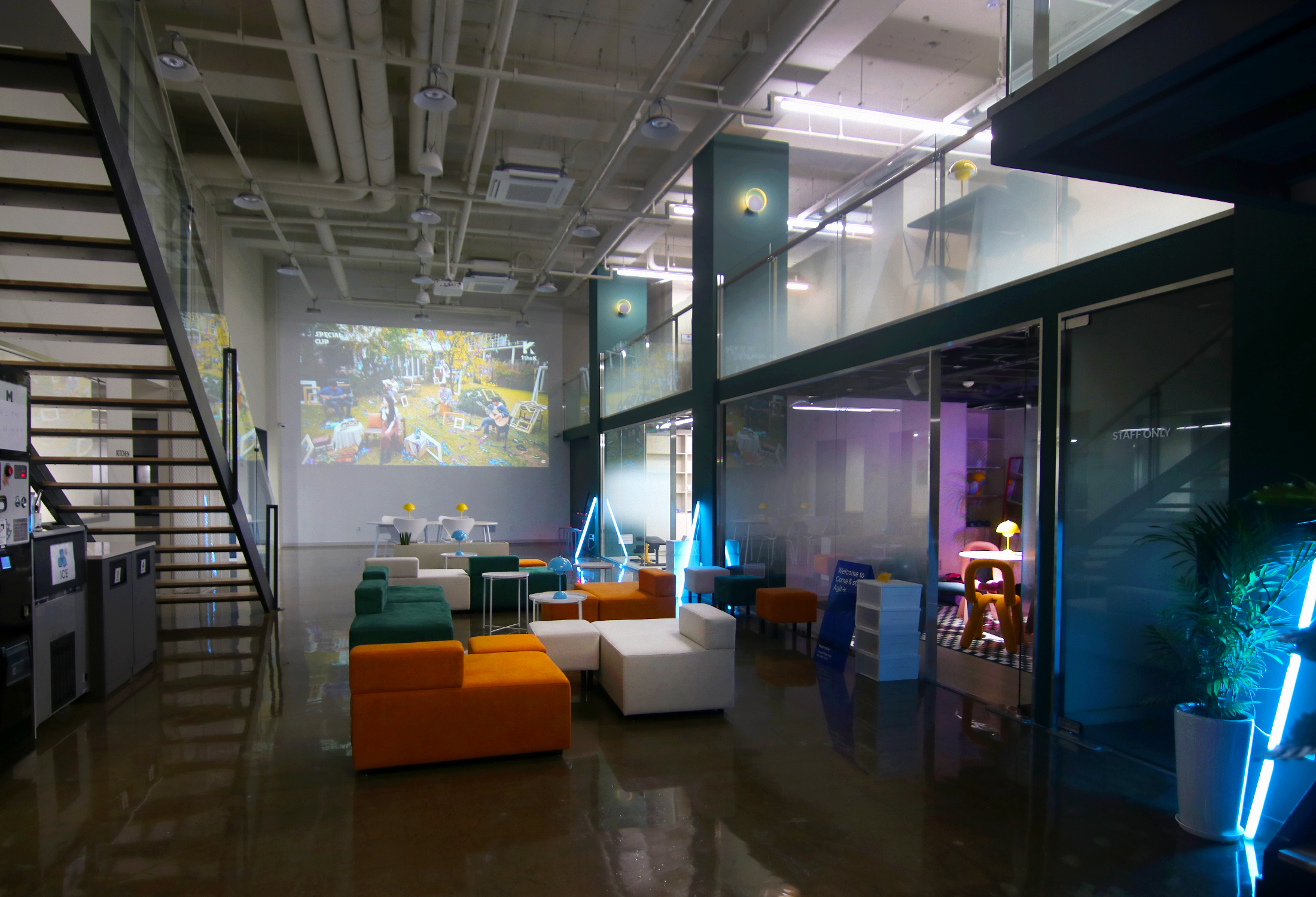 컴앤스테이 강서